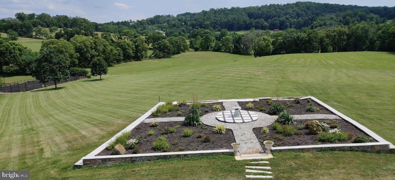 BEACON HILL - Residential