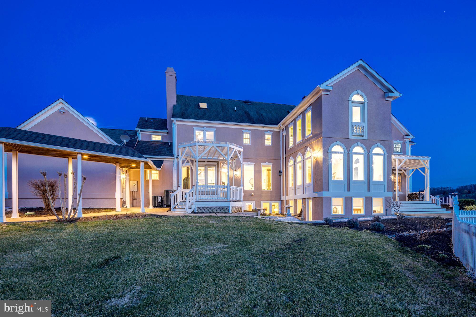 BEACON HILL - Residential