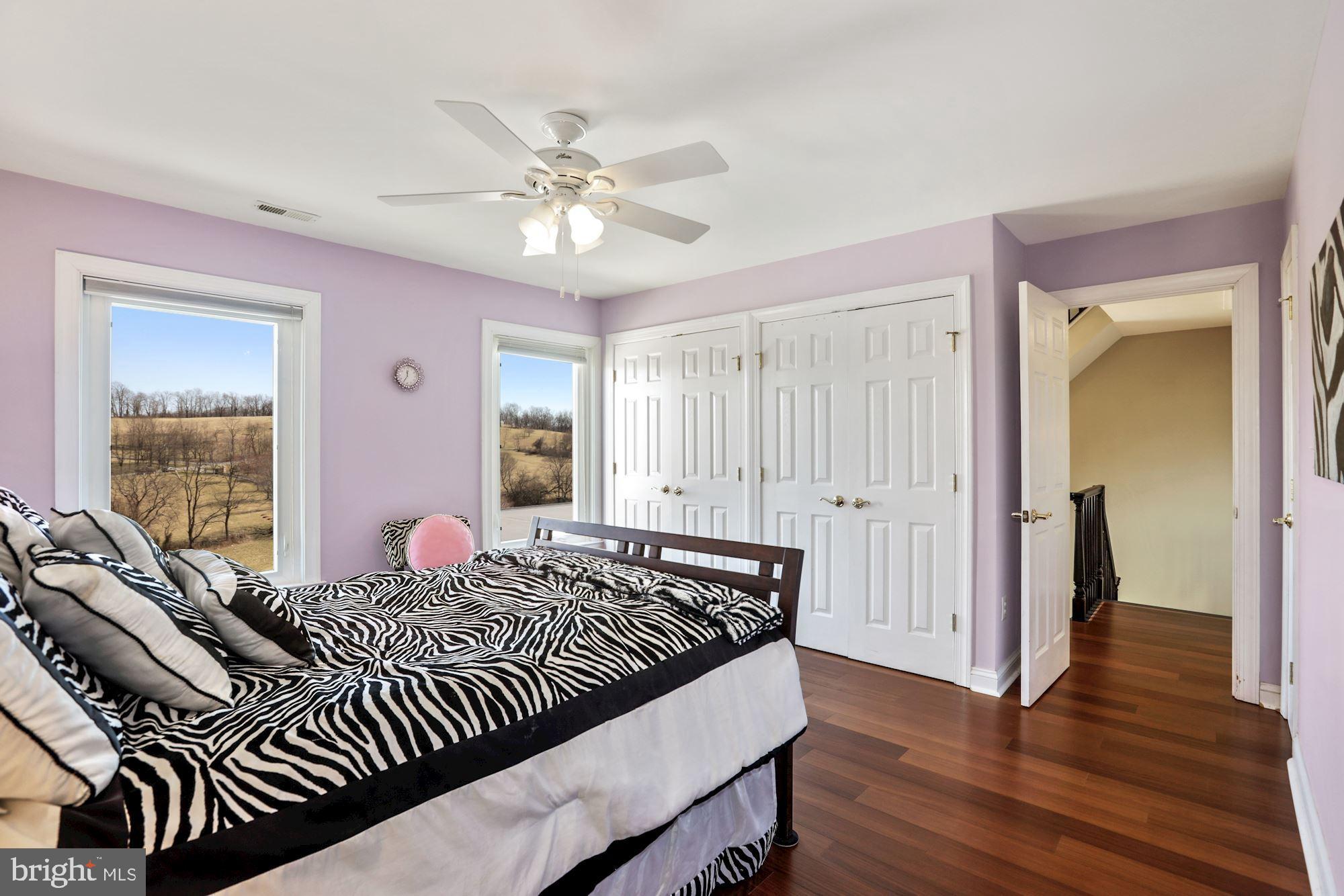 BEACON HILL - Residential