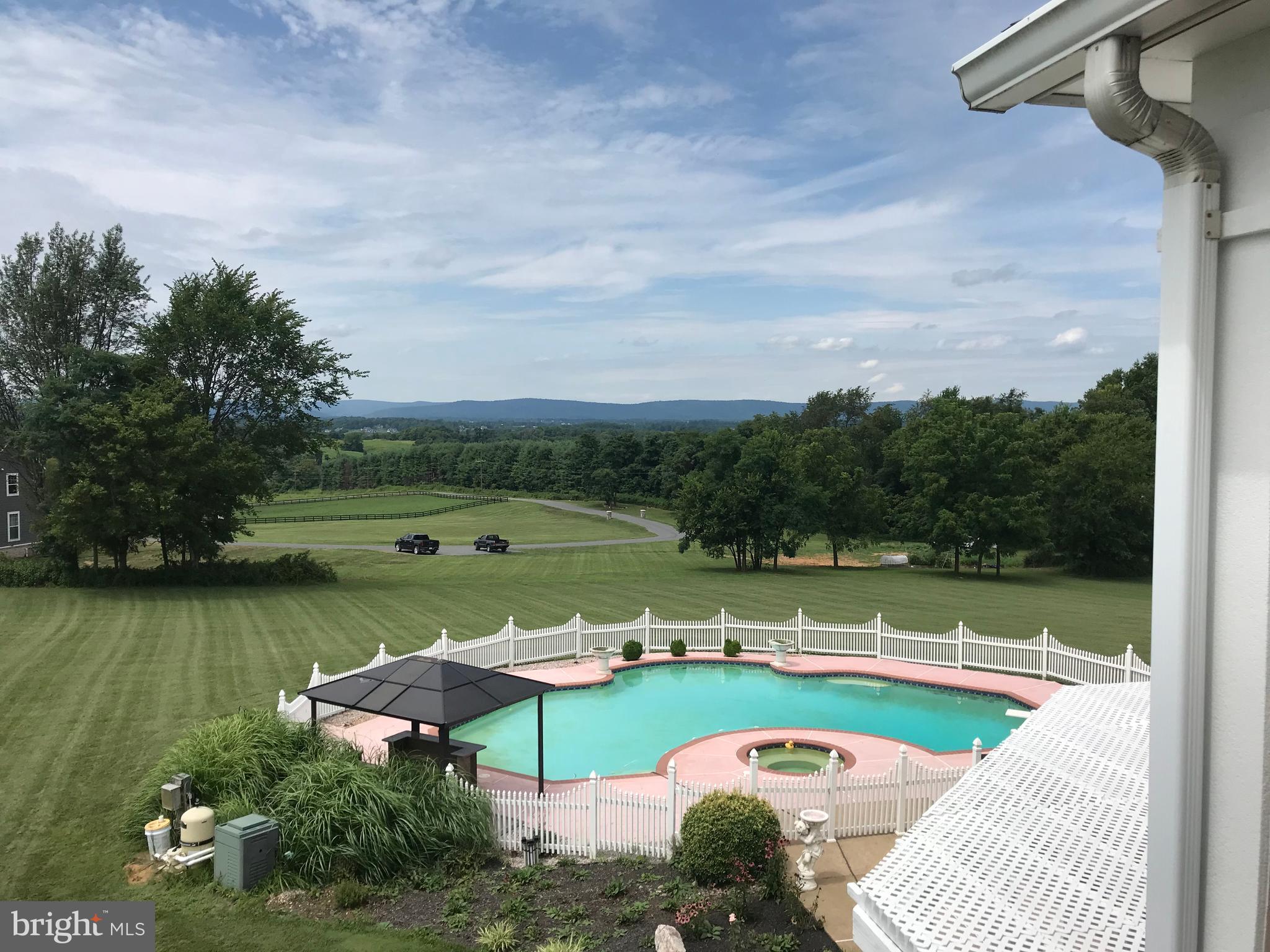 BEACON HILL - Residential