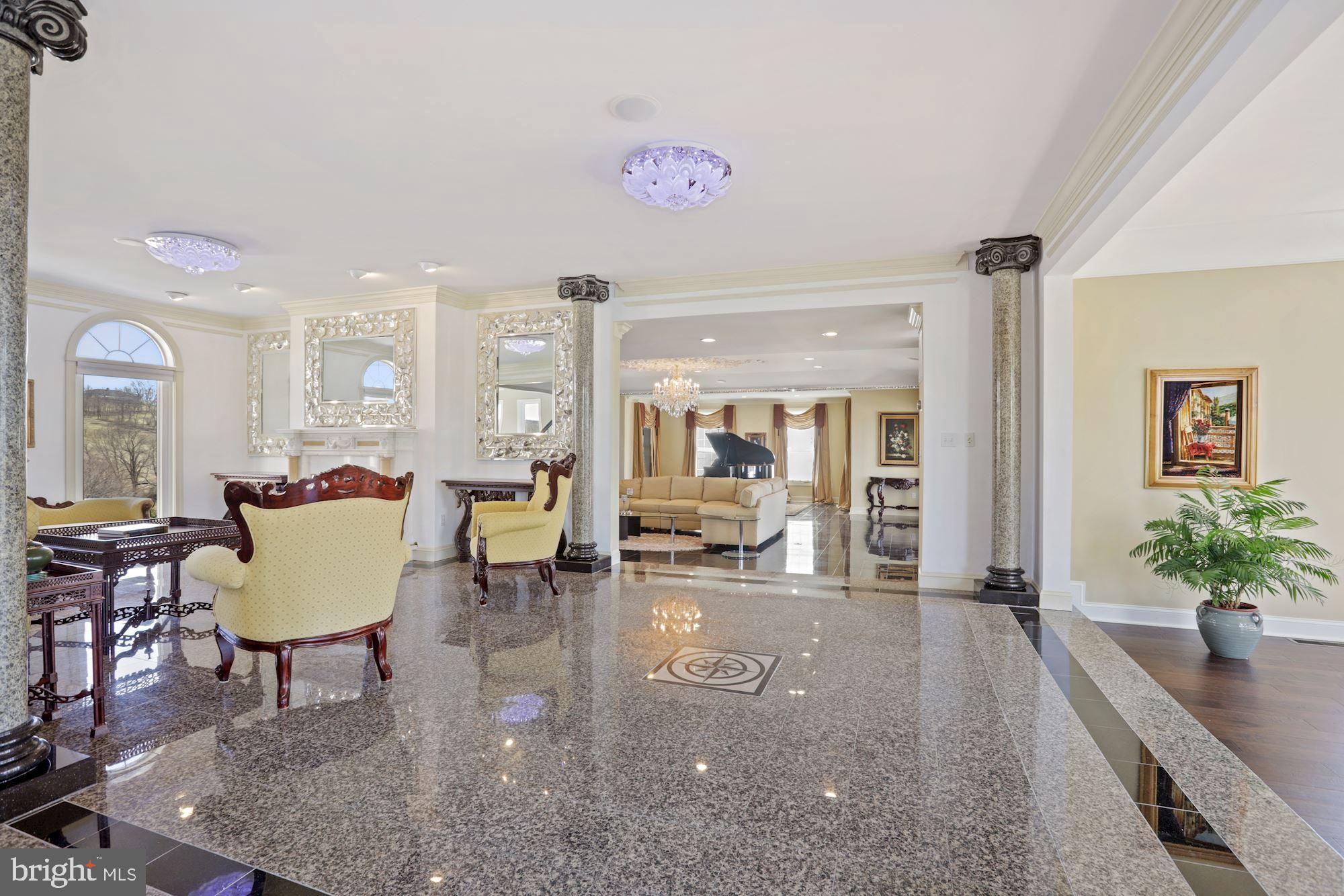 BEACON HILL - Residential