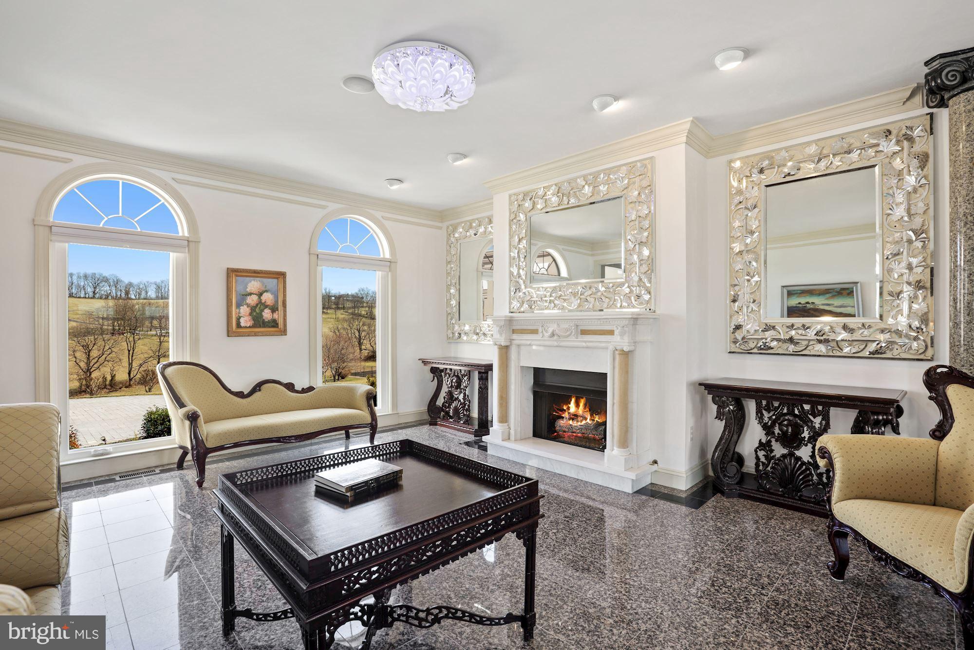 BEACON HILL - Residential