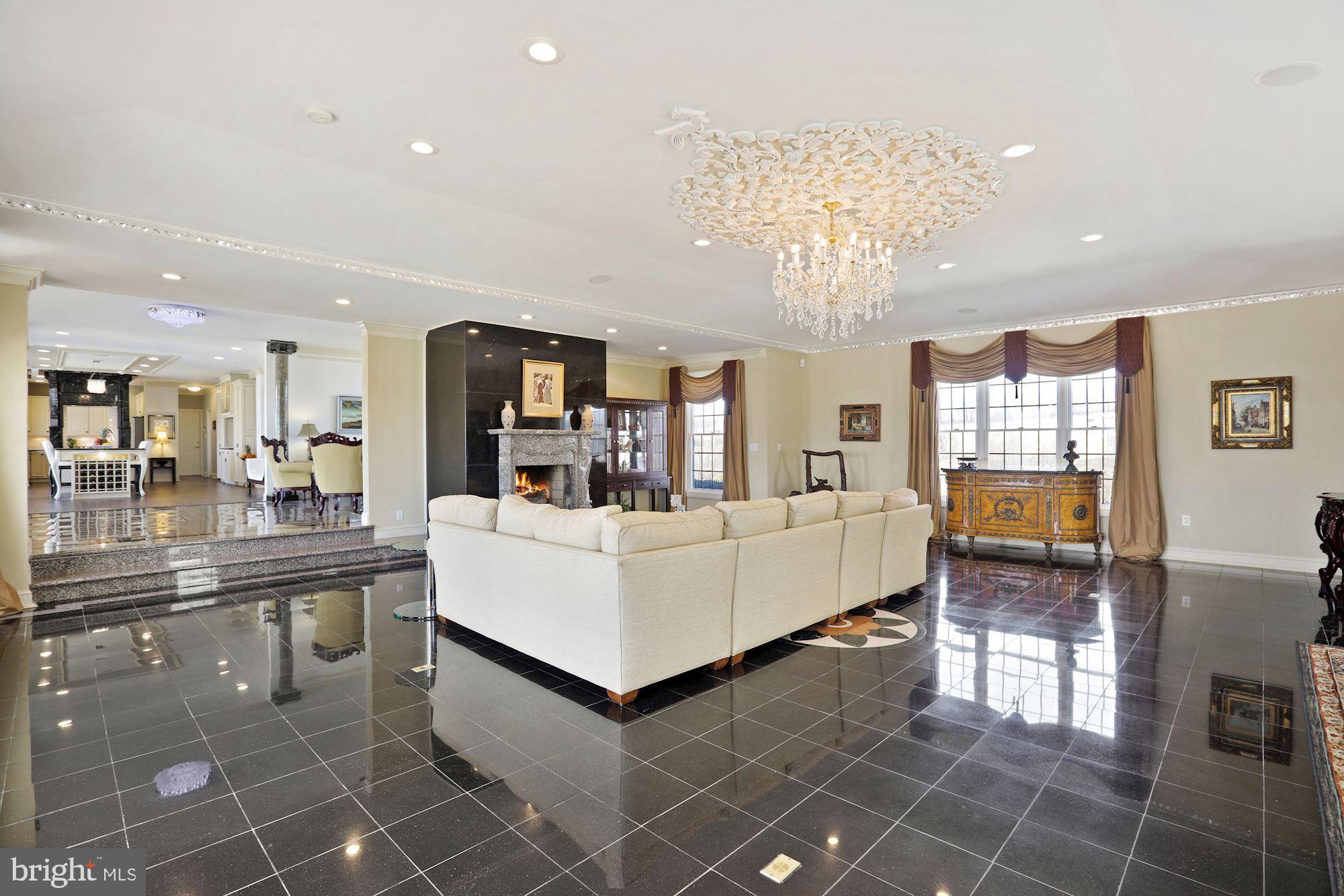 BEACON HILL - Residential