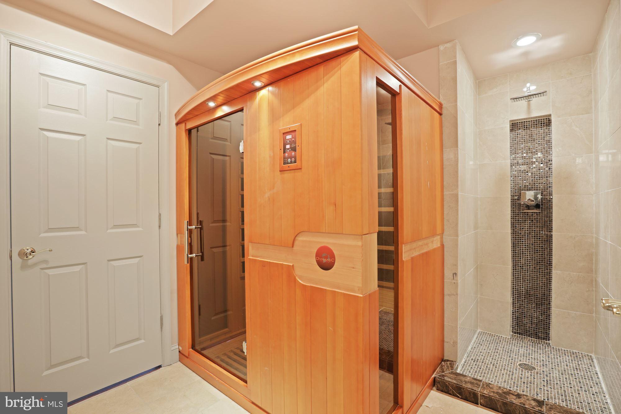 BEACON HILL - Residential