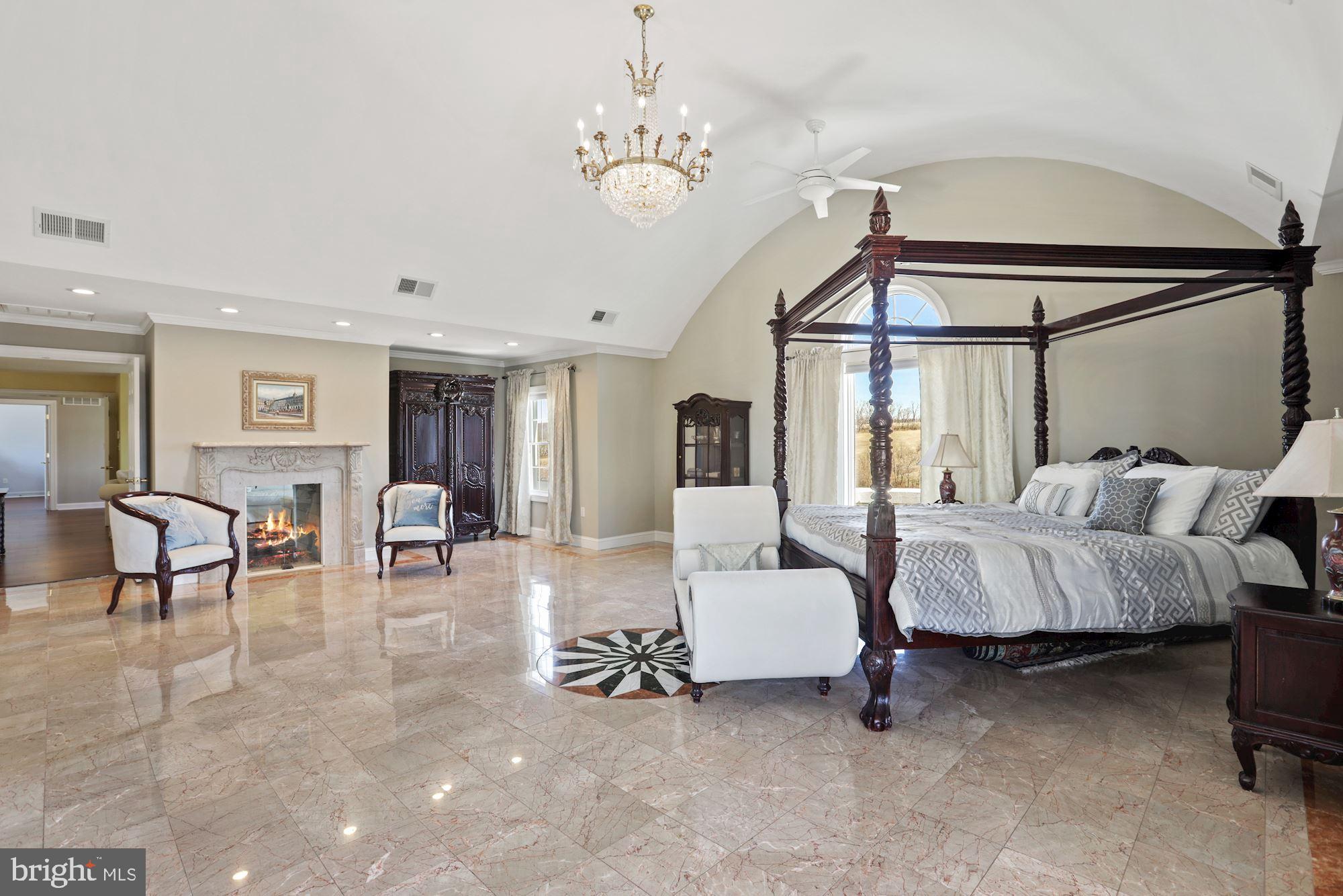 BEACON HILL - Residential