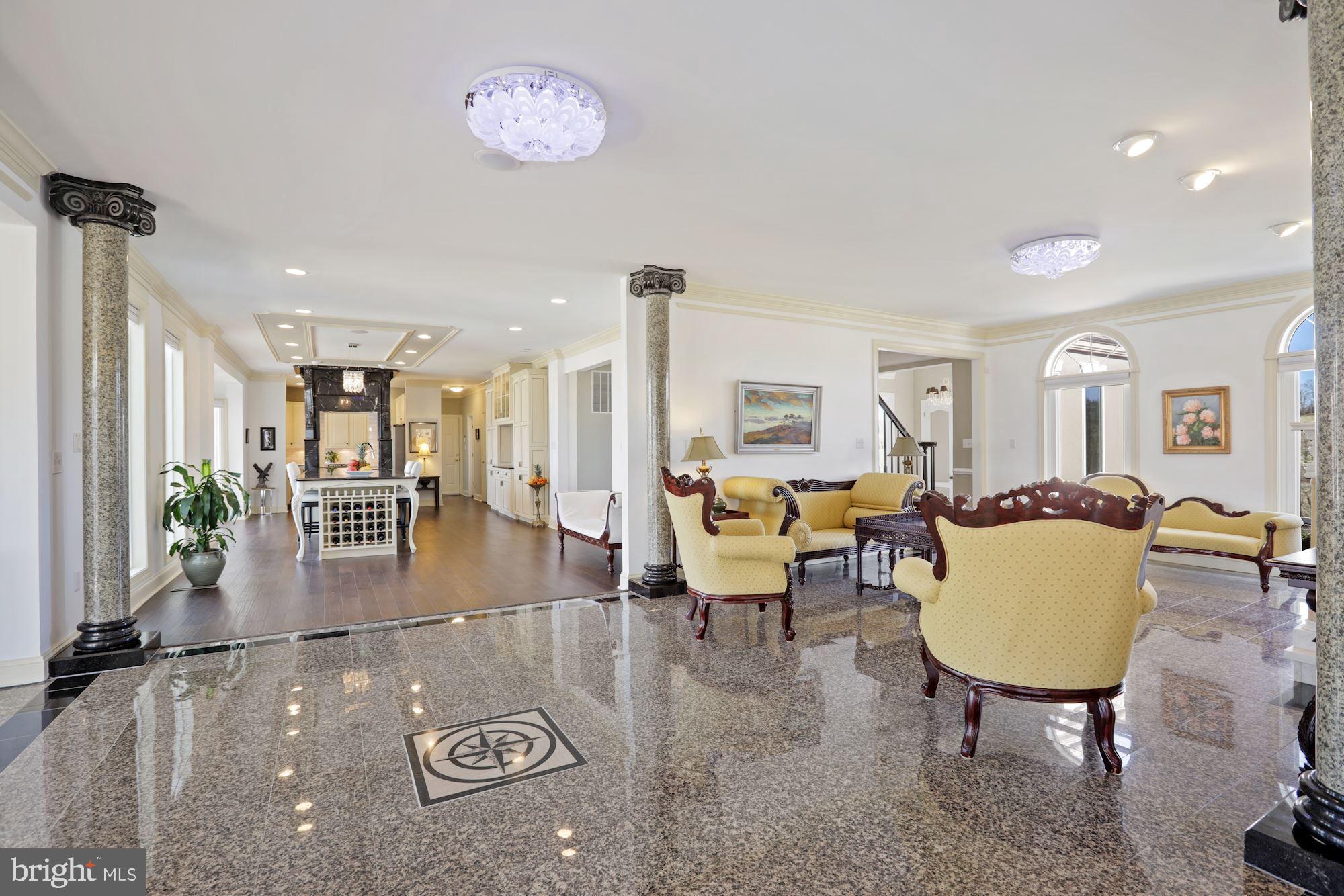 BEACON HILL - Residential