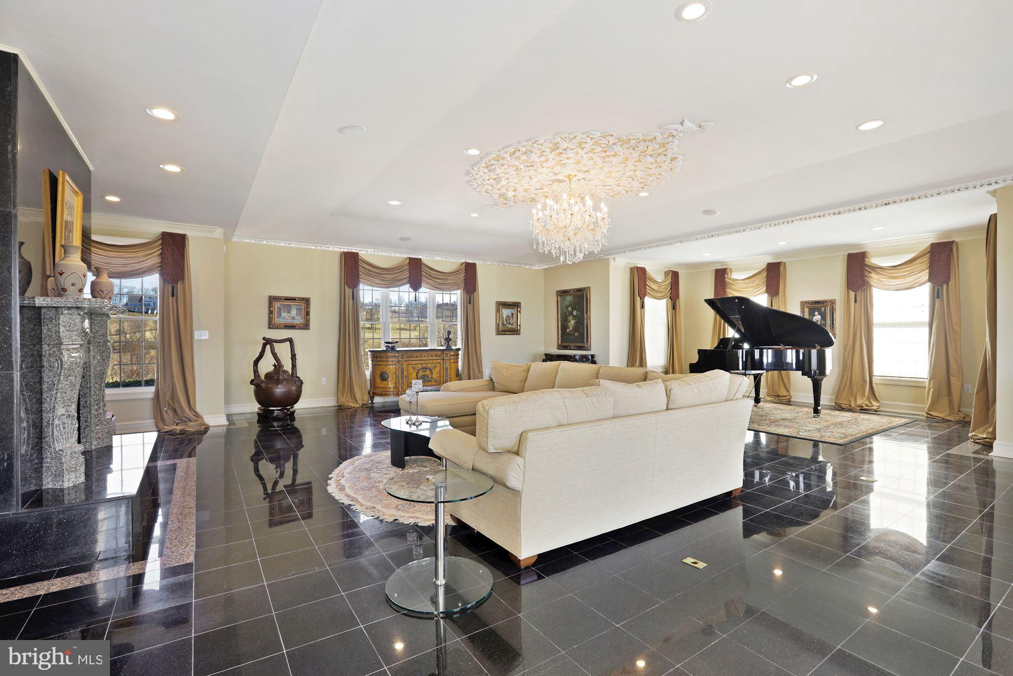 BEACON HILL - Residential