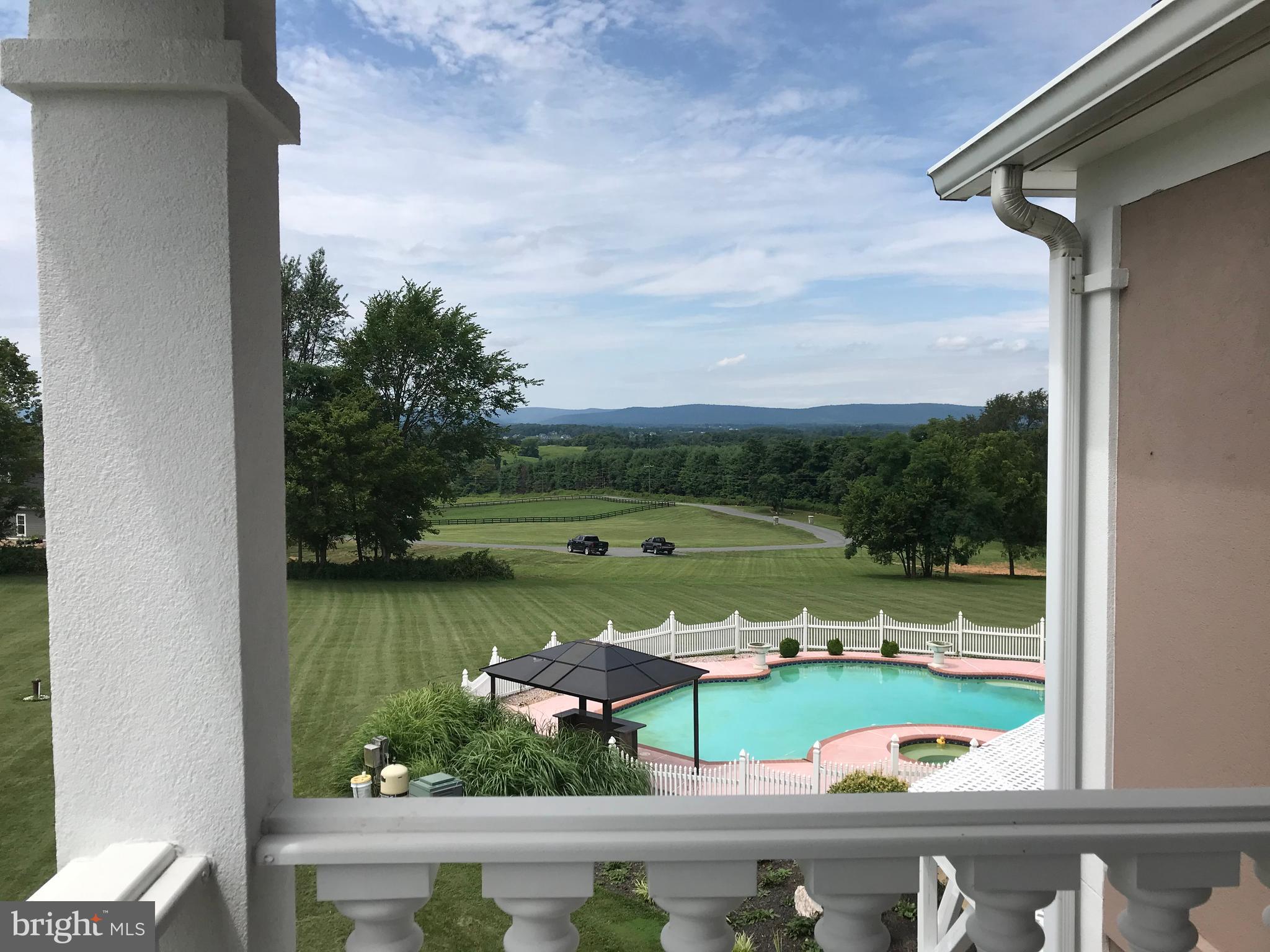 BEACON HILL - Residential