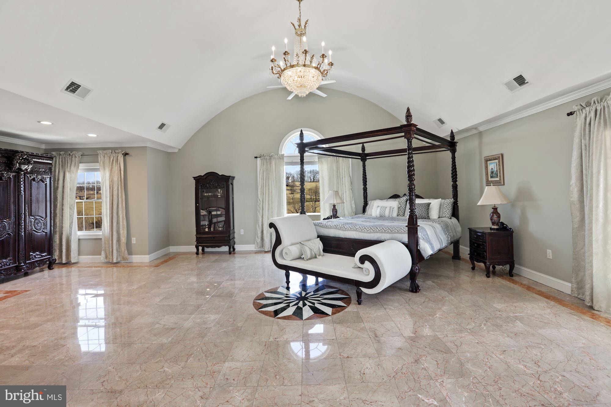 BEACON HILL - Residential