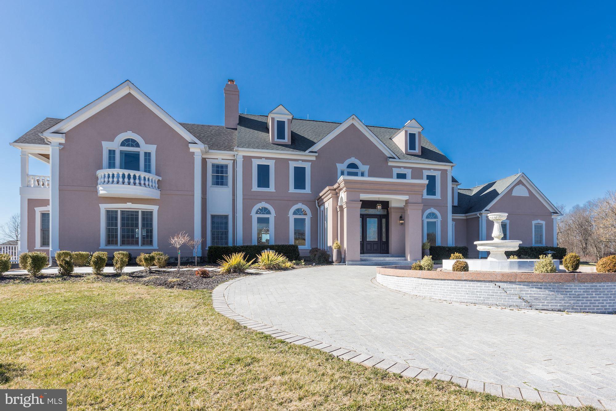 BEACON HILL - Residential