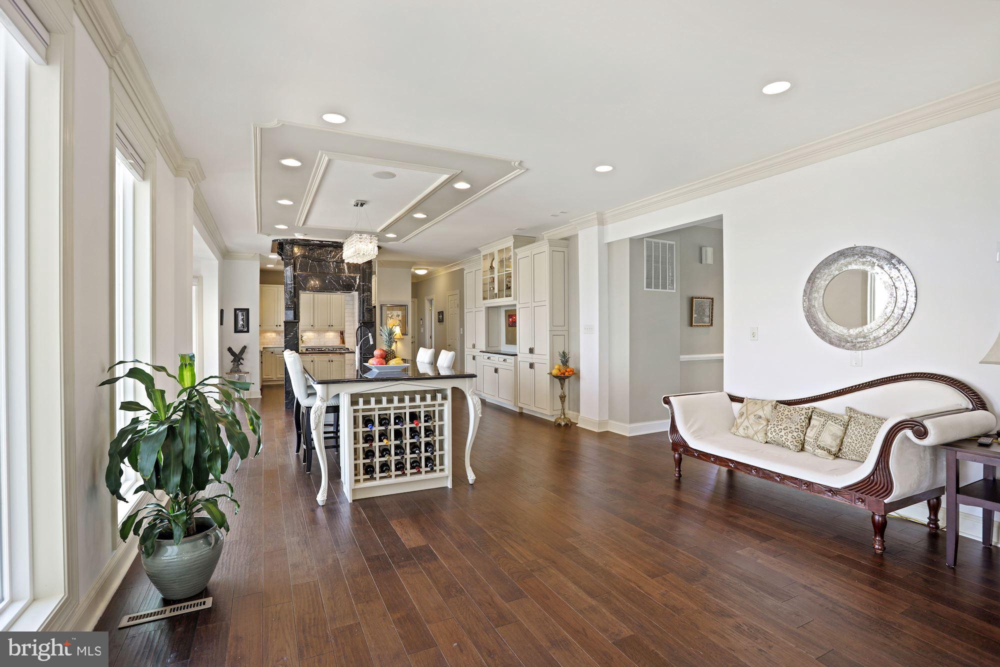 BEACON HILL - Residential