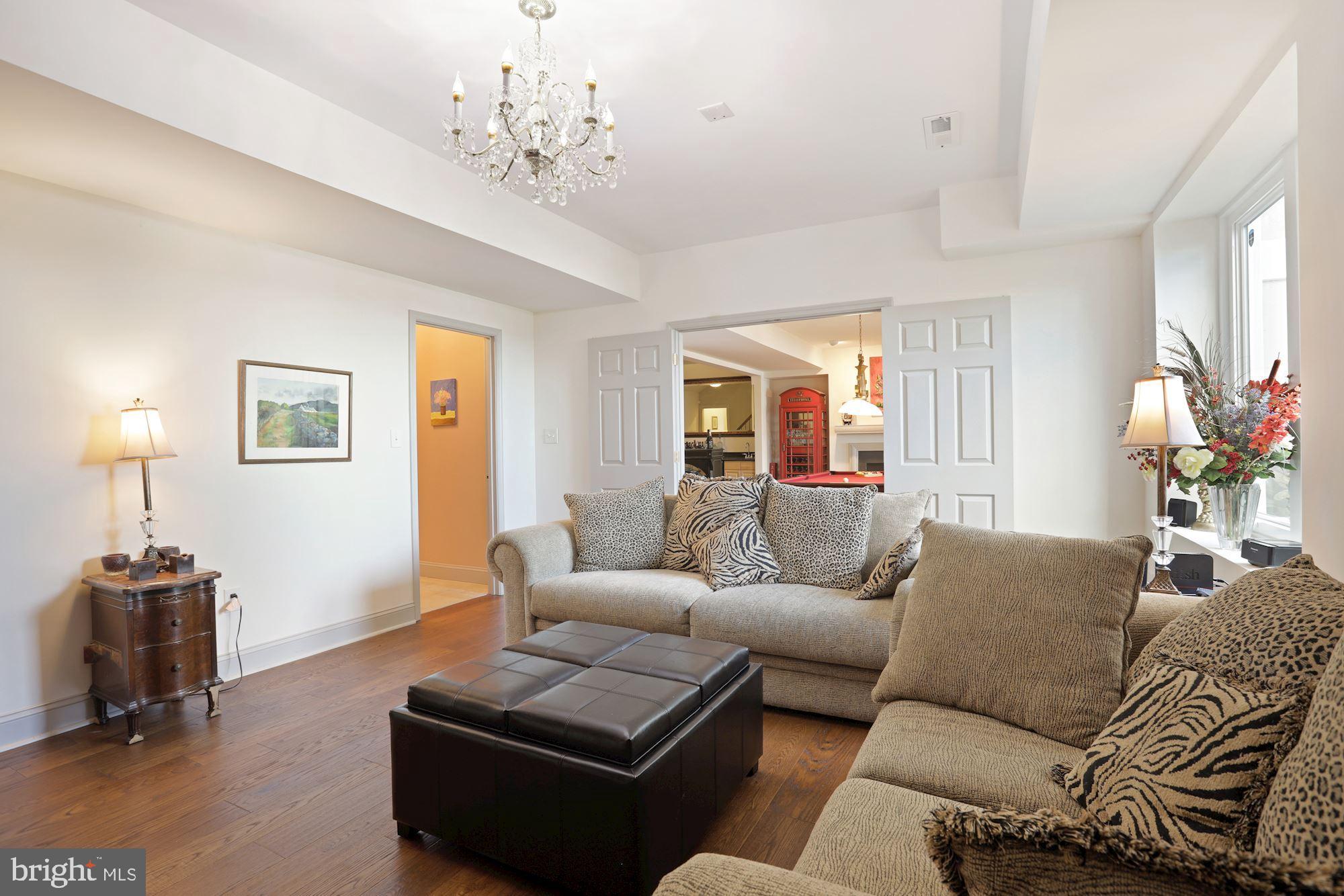 BEACON HILL - Residential