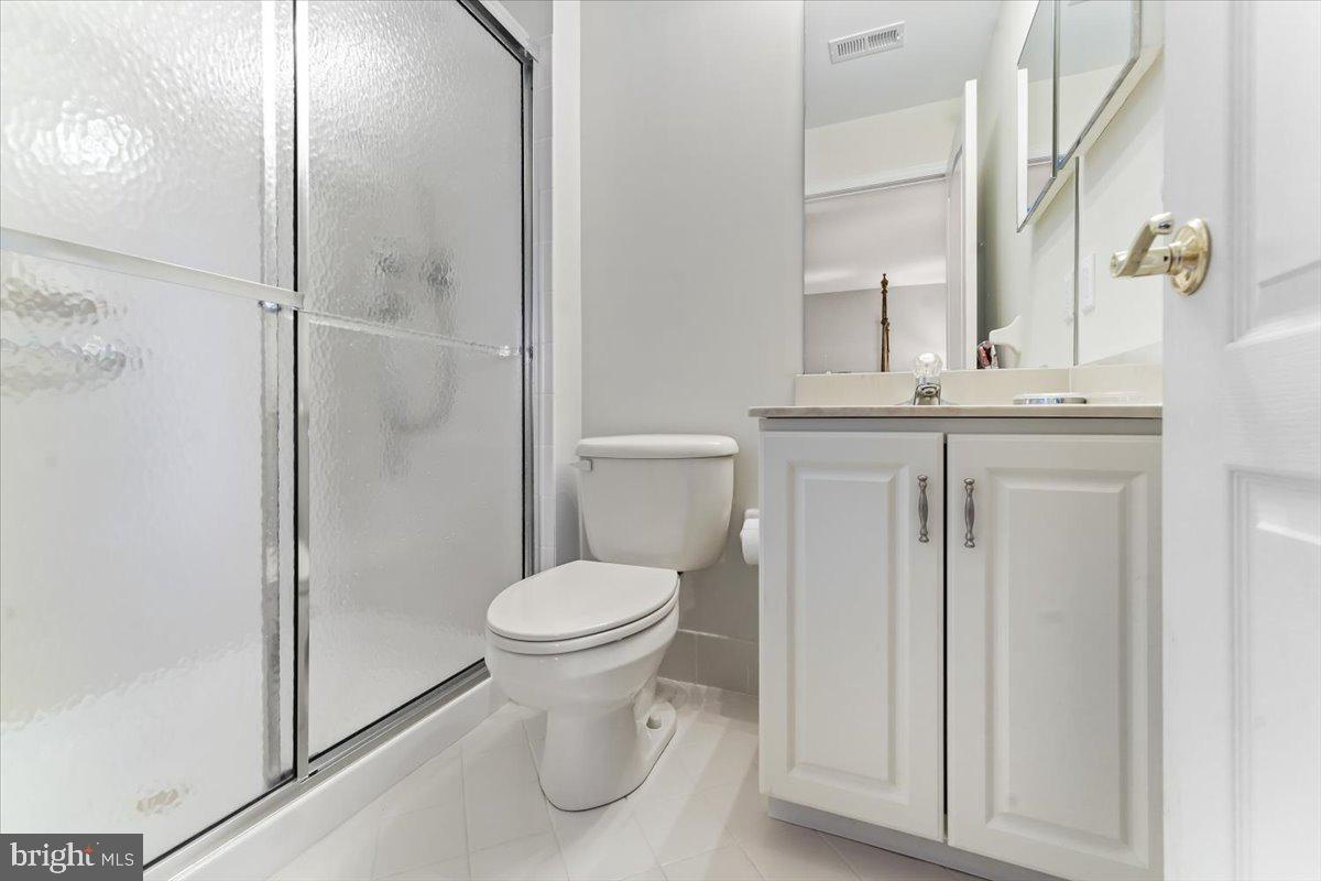 RIVERCREST - Residential