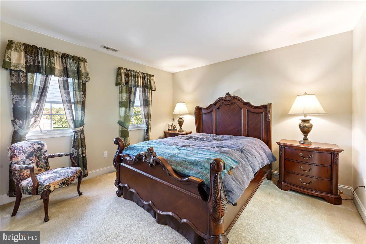 RIVERCREST - Residential