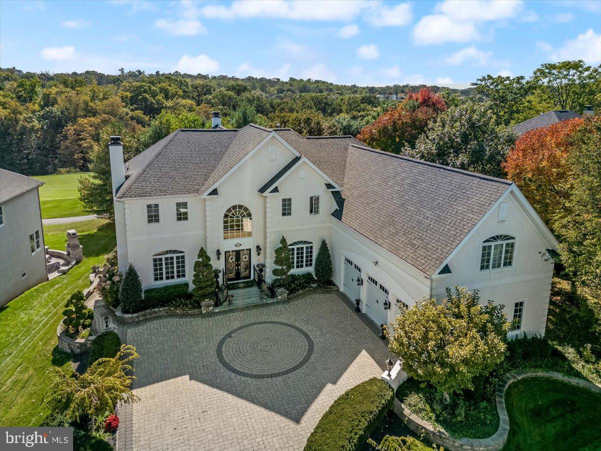 RIVERCREST - Residential