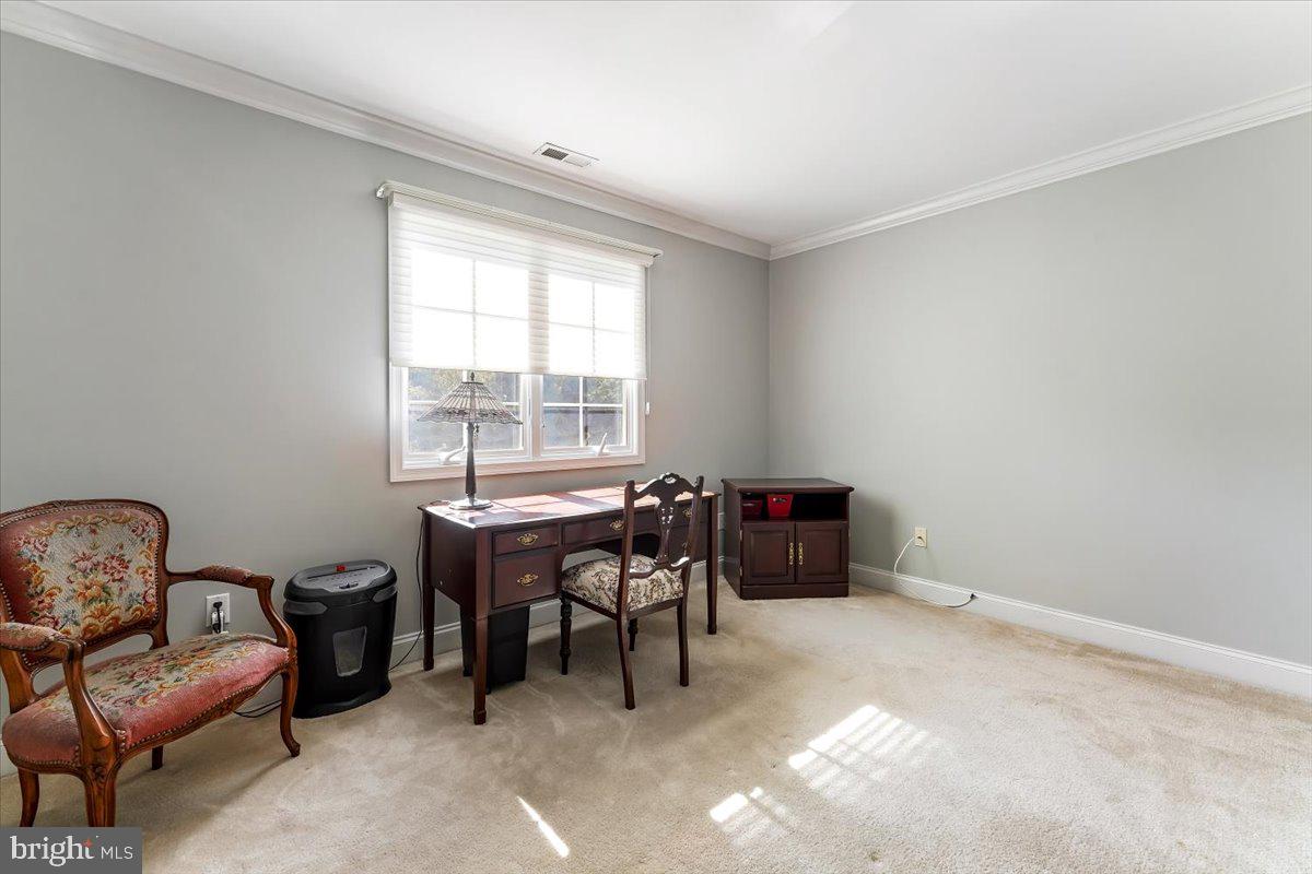 RIVERCREST - Residential