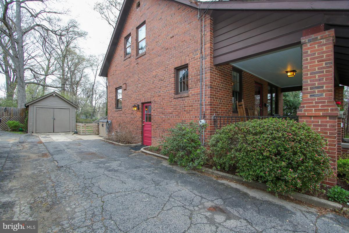 HYATTSVILLE HILLS - Residential