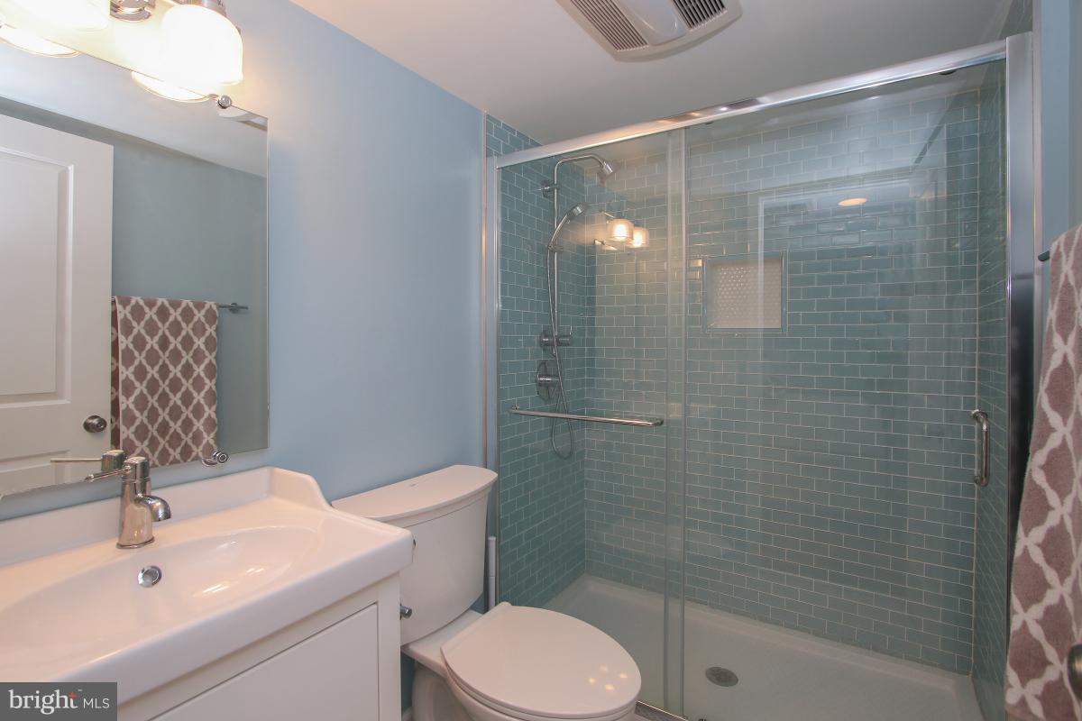 HYATTSVILLE HILLS - Residential