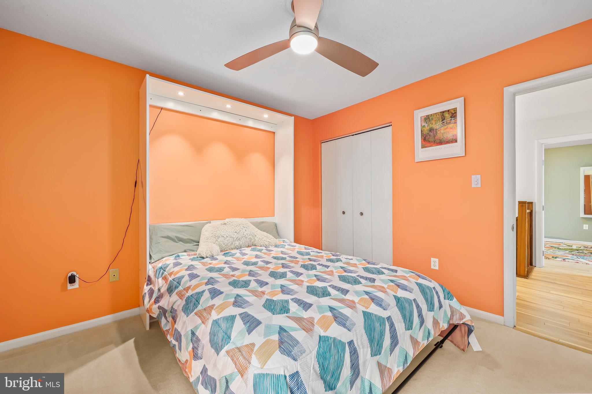 RESTON - Residential