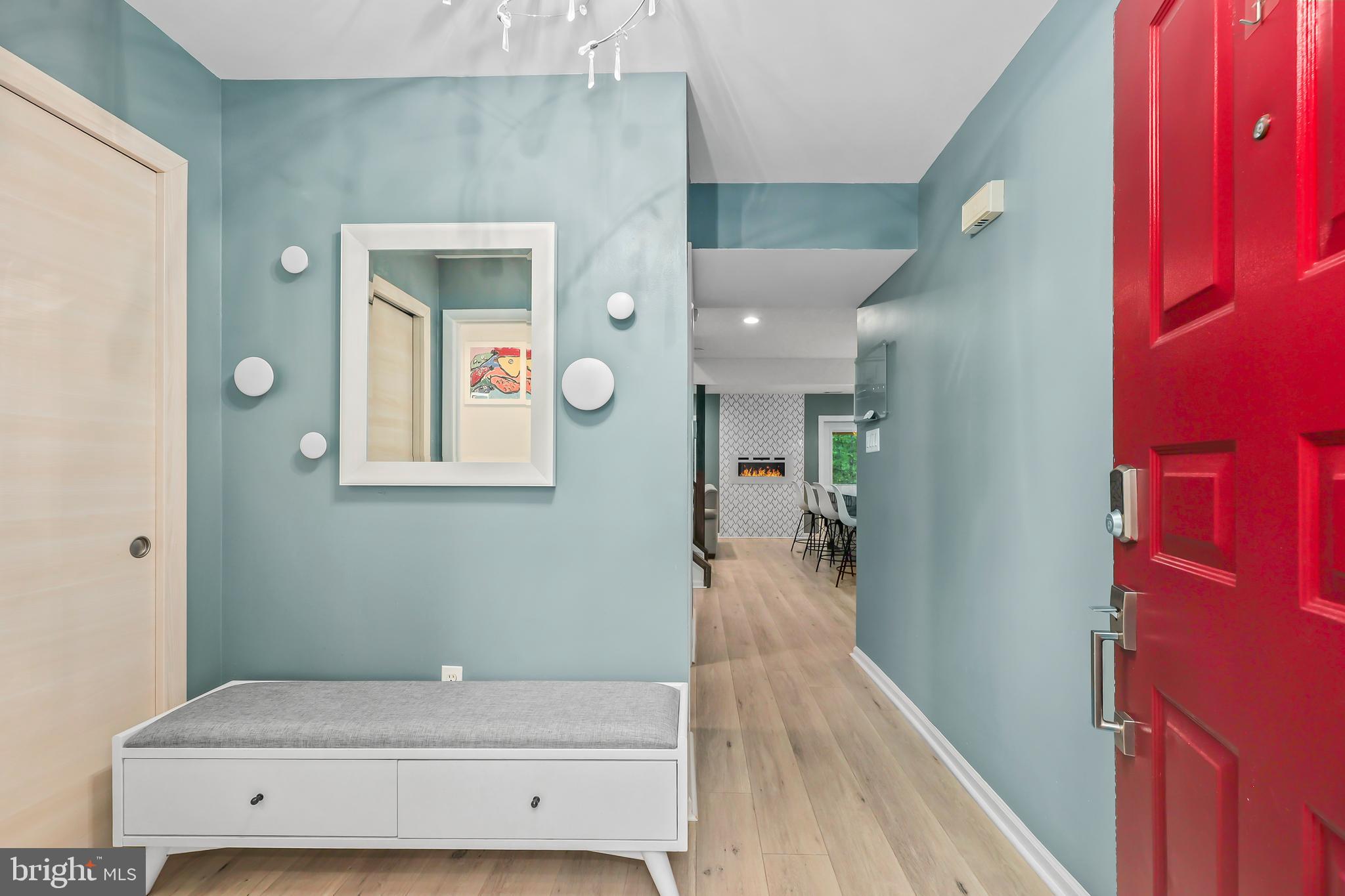 RESTON - Residential