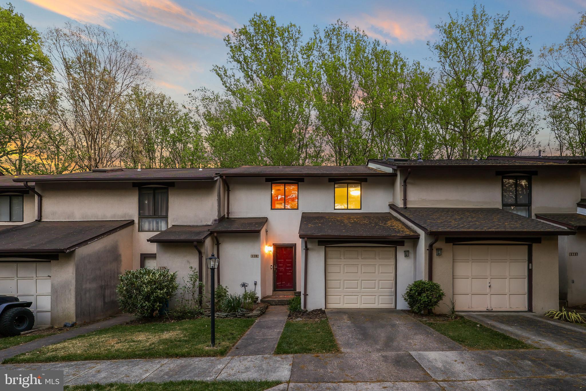 RESTON - Residential