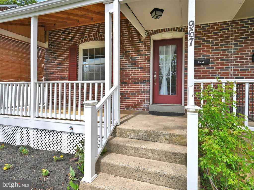 Photo of 967 Green Terrace, LANCASTER, PA 17601 (MLS # PALA2069078)