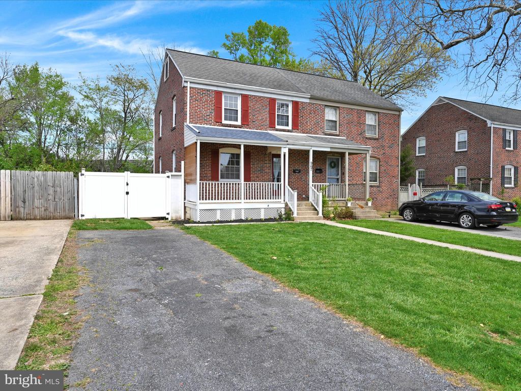 Photo of 967 Green Terrace, LANCASTER, PA 17601 (MLS # PALA2069078)