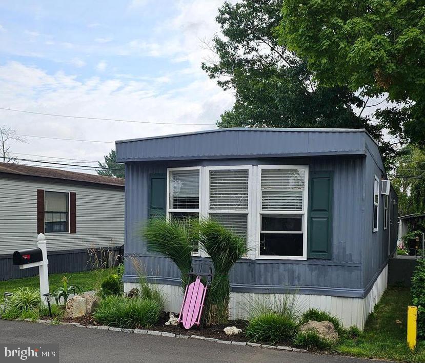 47 KENNEDY DRIVE