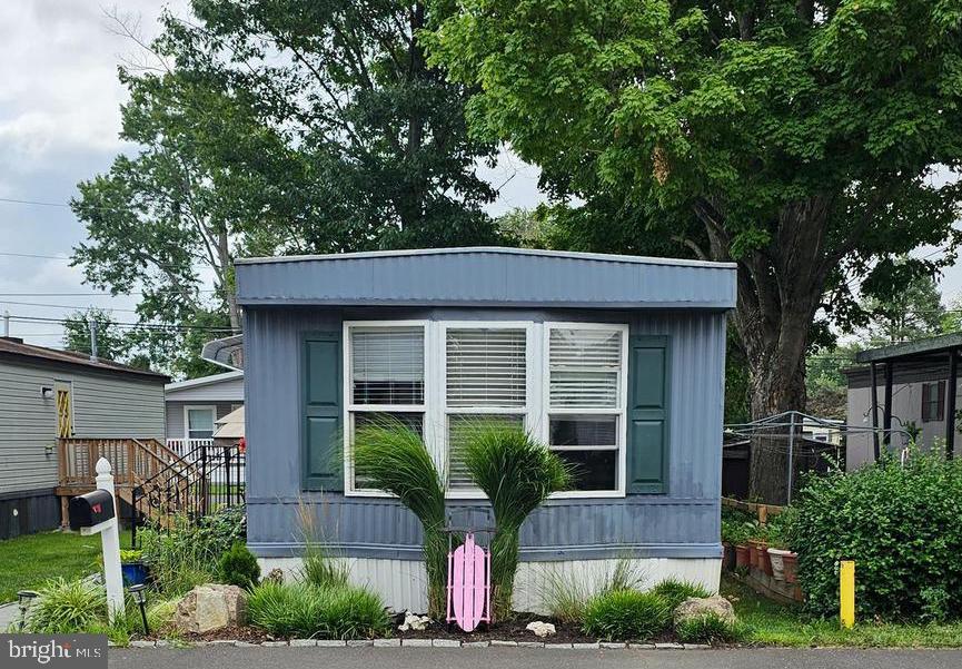 47 KENNEDY DRIVE