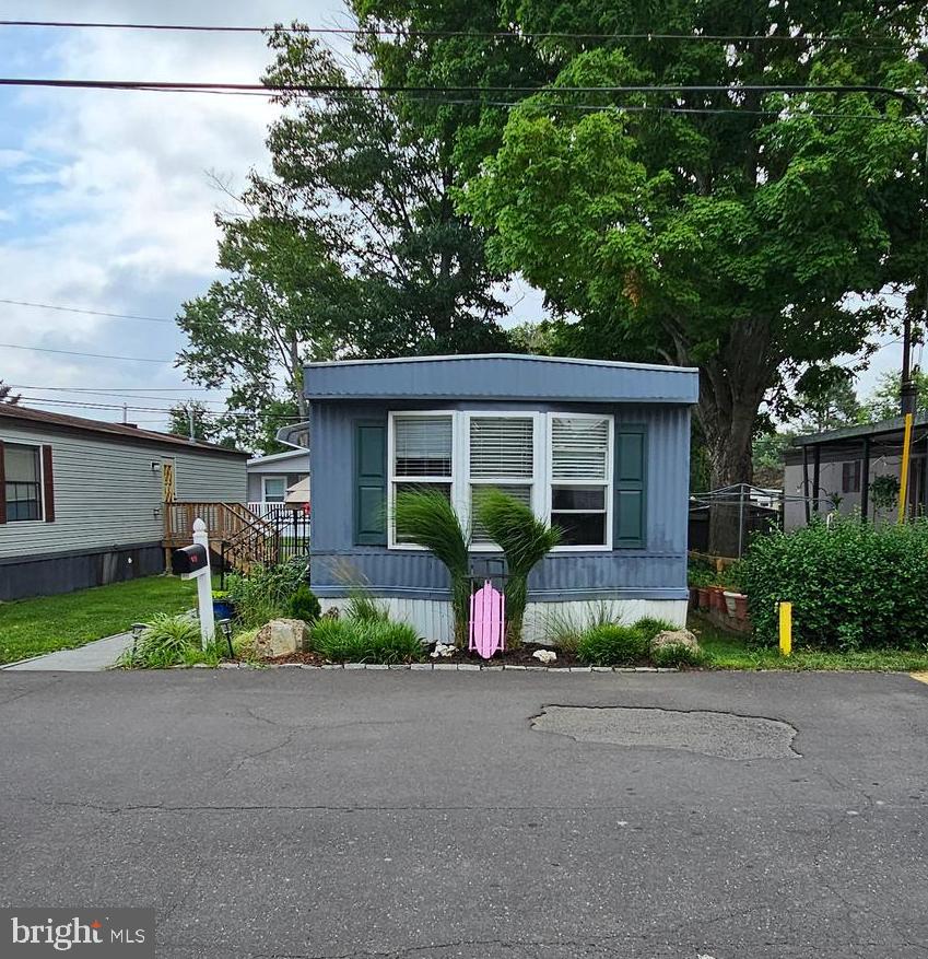 47 KENNEDY DRIVE