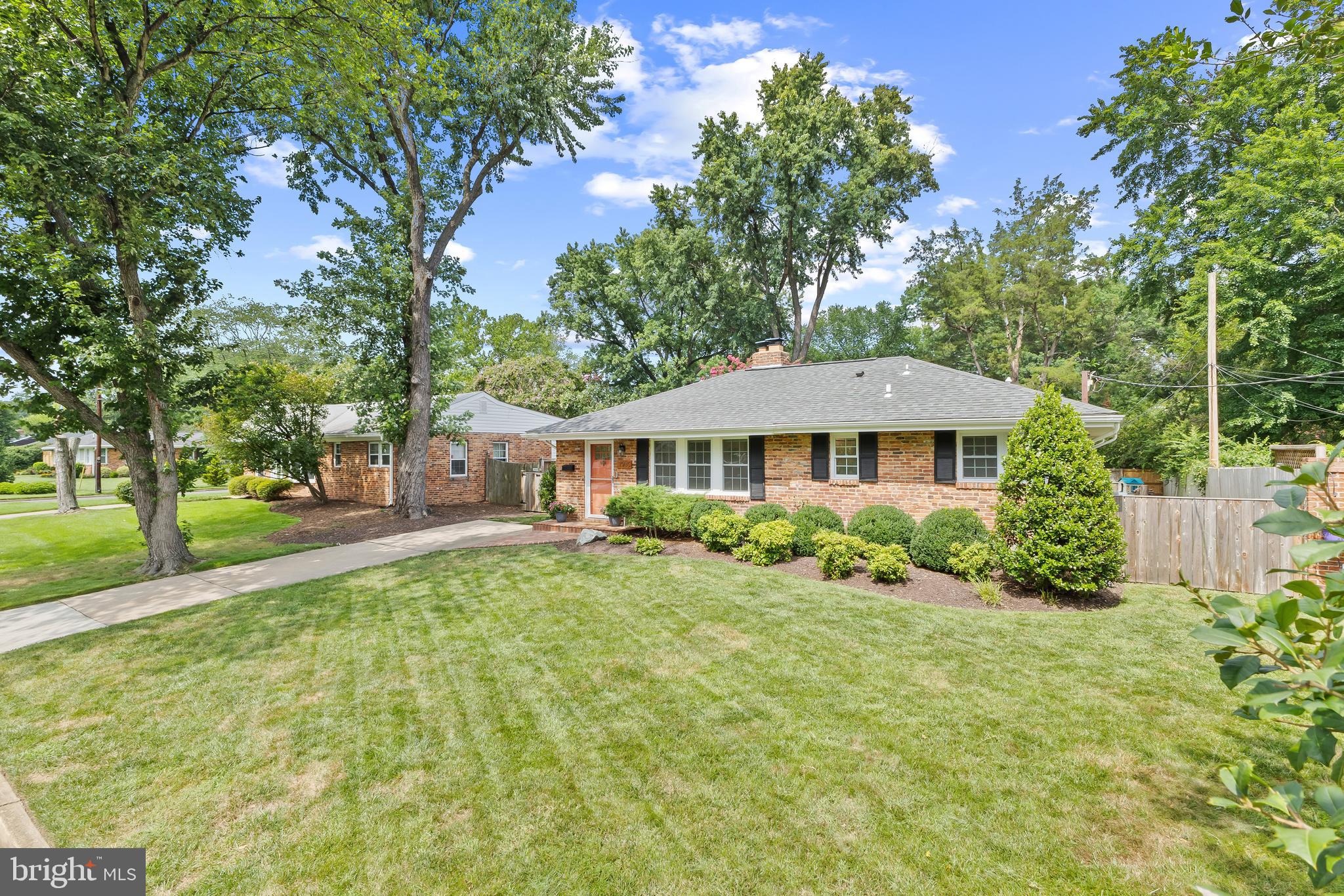 HOLLIN HALL VILLAGE - Residential