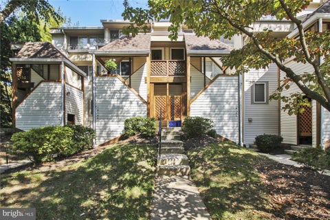 Condo For Sale - 18148 Windsor Hill Drive #202B<br/> OLNEY, MD 20832