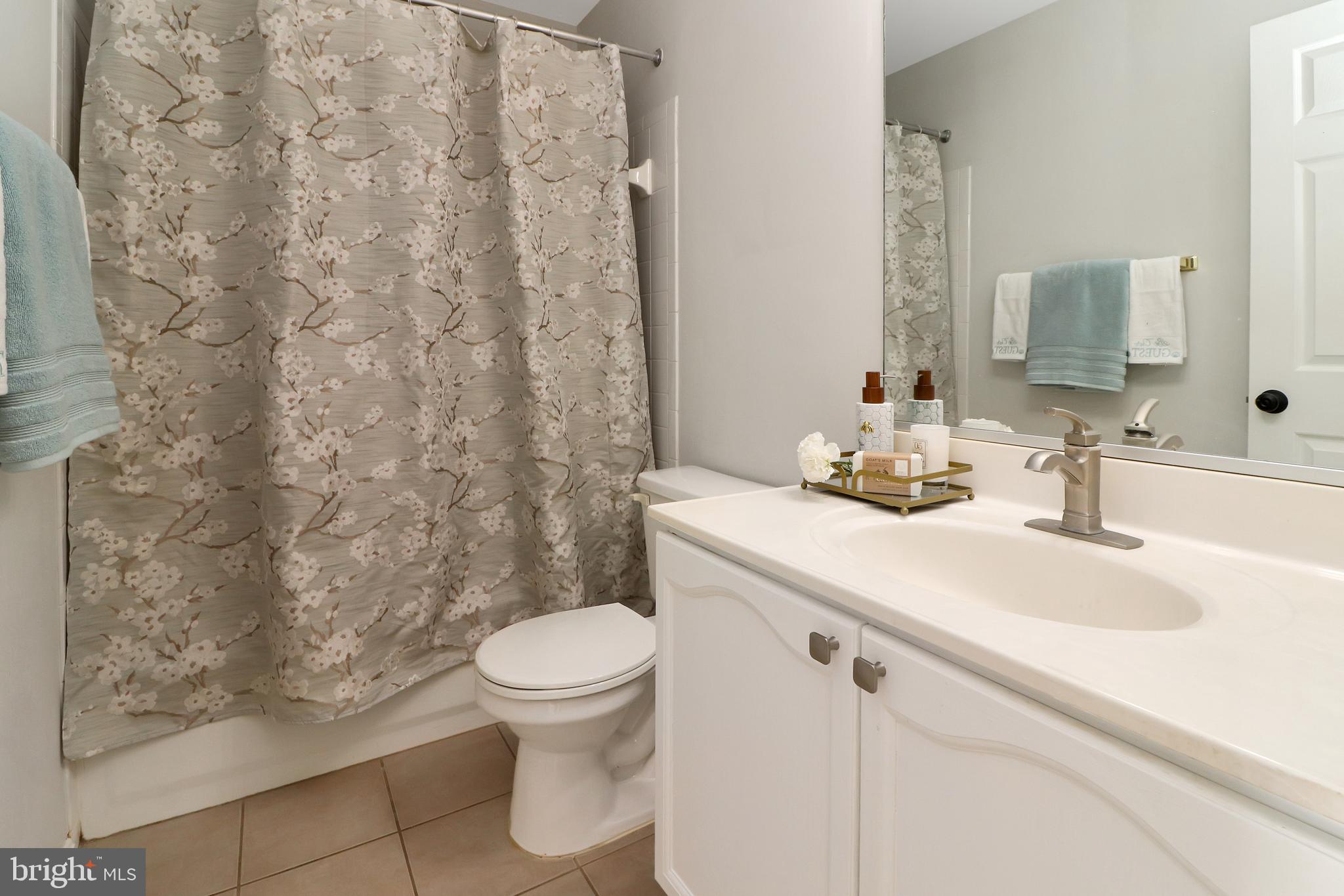 GREEN TRAILS - Residential