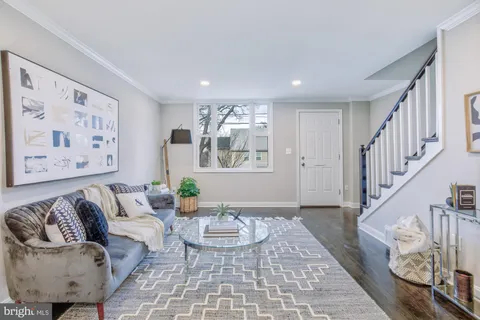 MLS: DCDC2246818