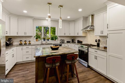 Tiny photo for 412 Greentree Road, SEWELL, NJ 08080 (MLS # NJGL2071040)