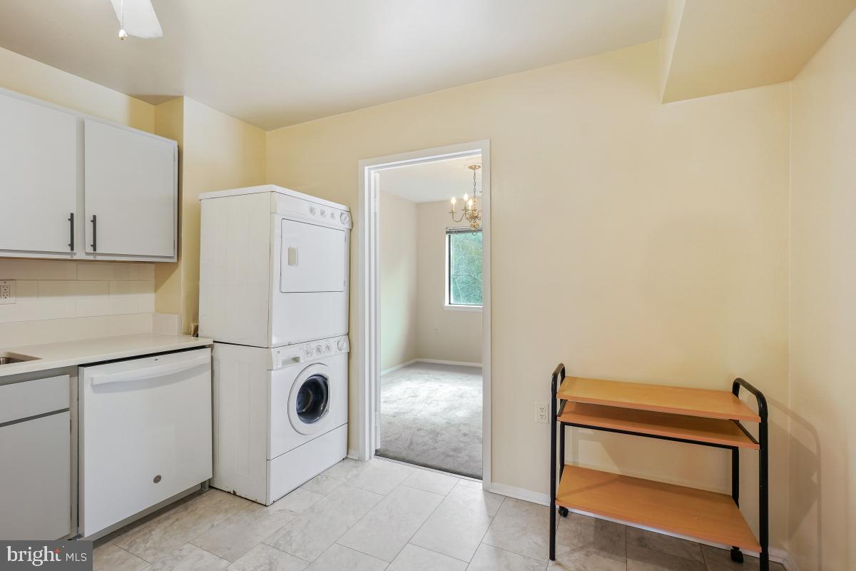 NORMANDIE ON THE LAKE I - Residential