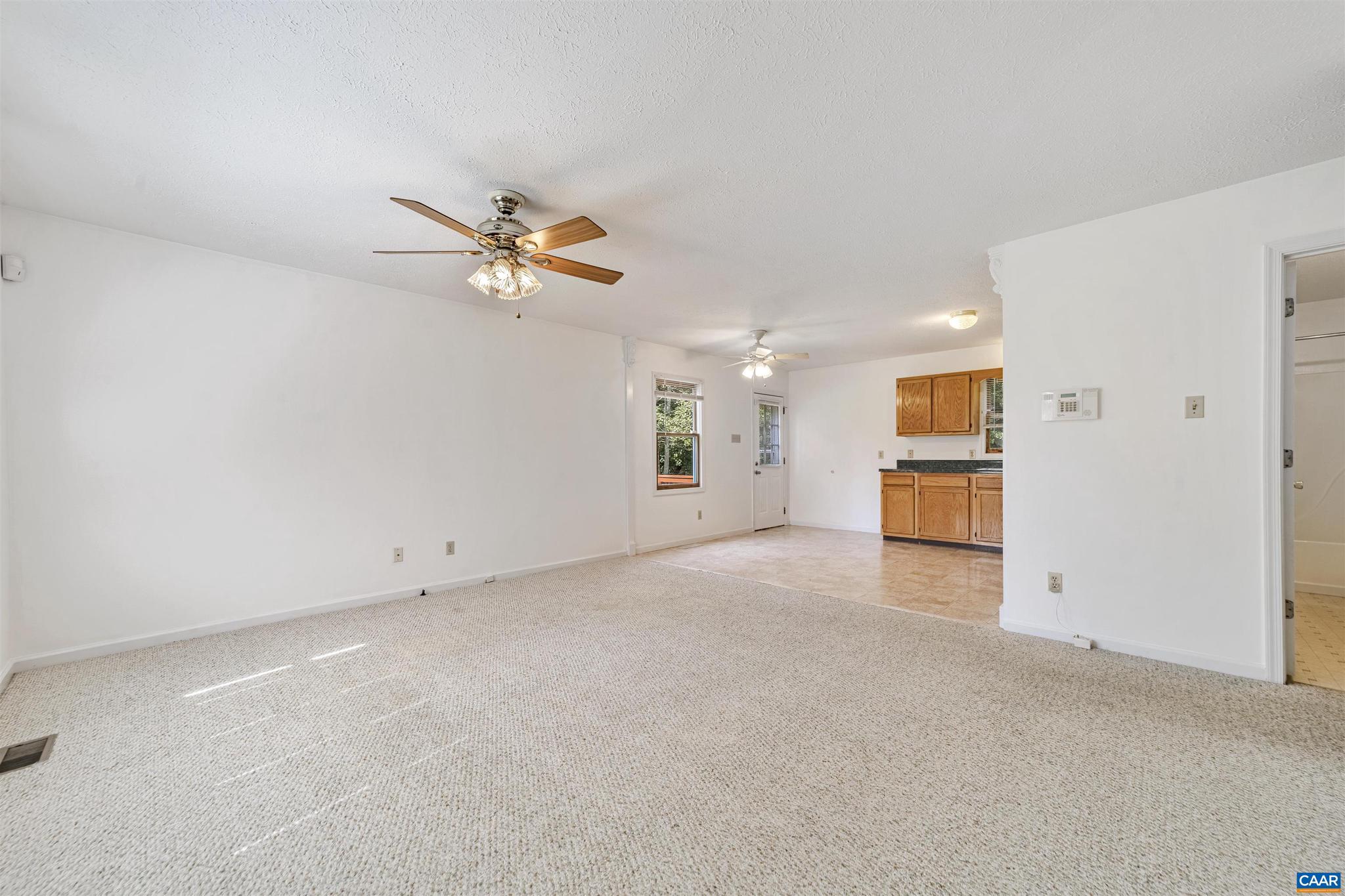 4543 INDIAN CREEK RD