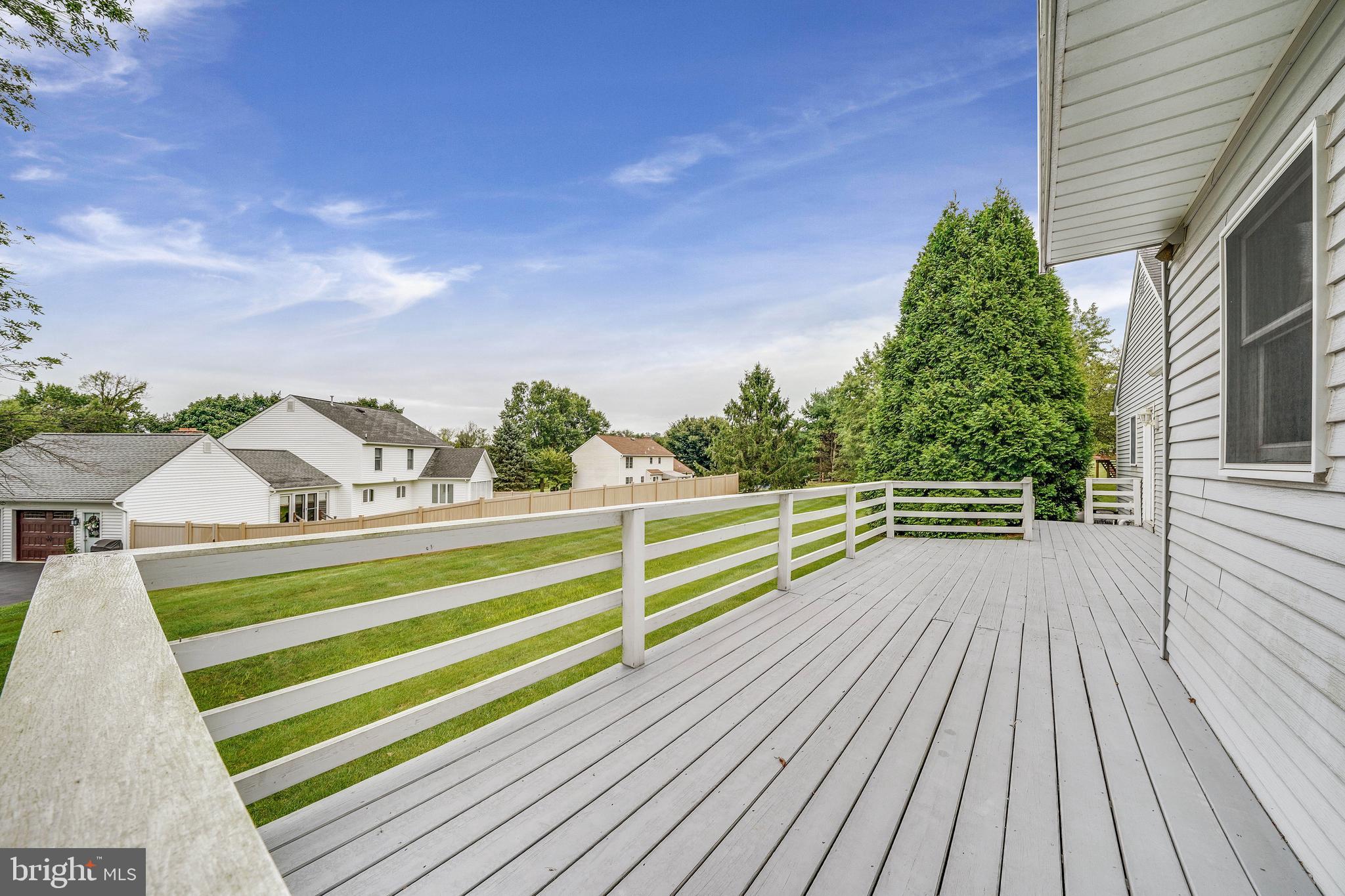 BOW TREE - Residential