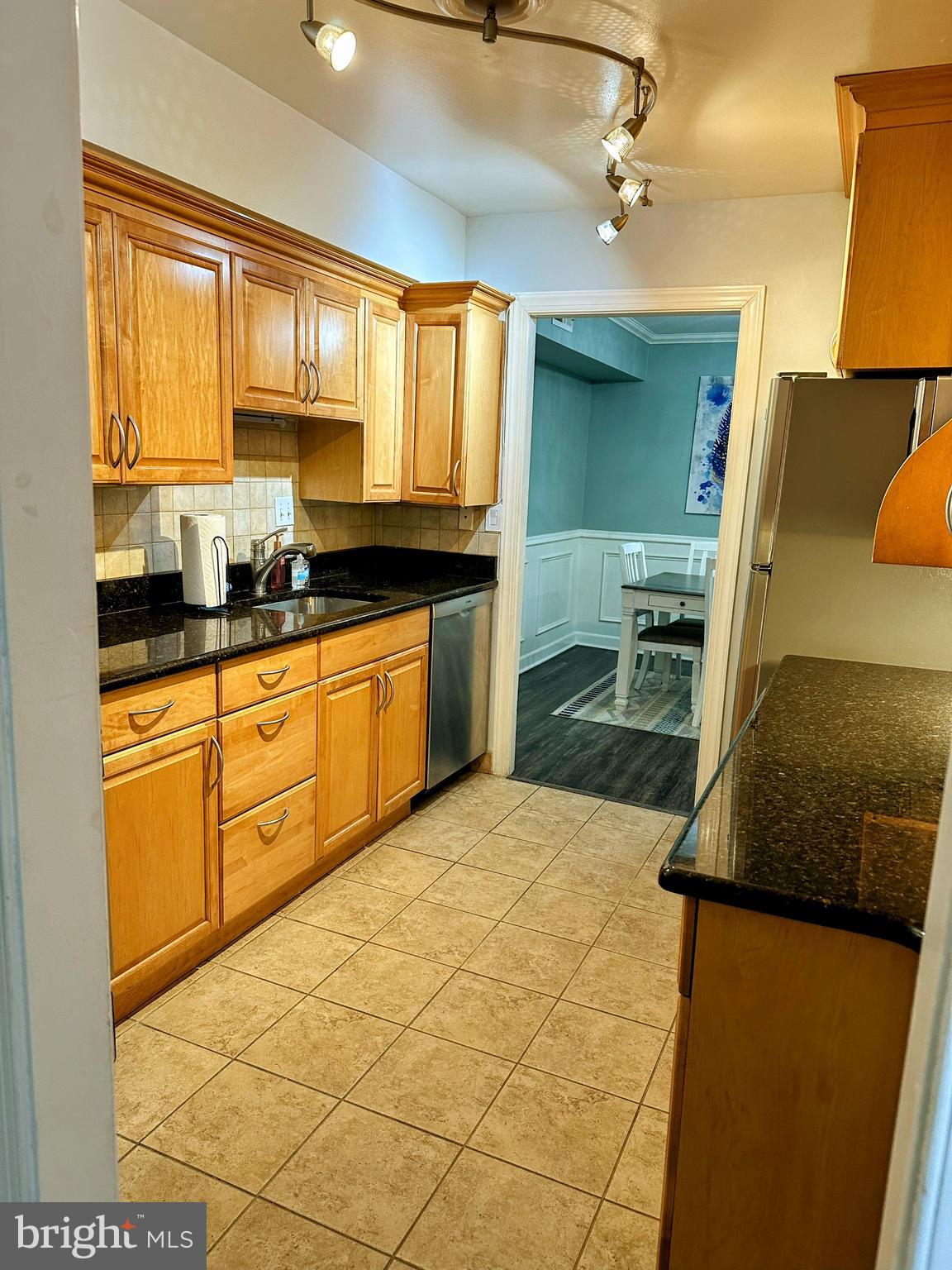 SPRING LAKE GARDEN CONDOMINIUM - Residential