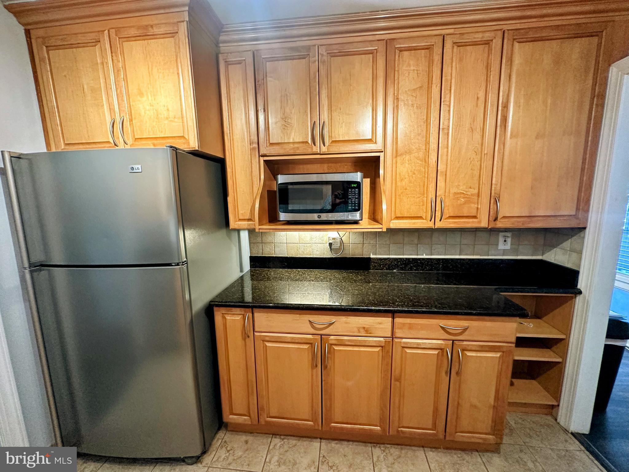 SPRING LAKE GARDEN CONDOMINIUM - Residential