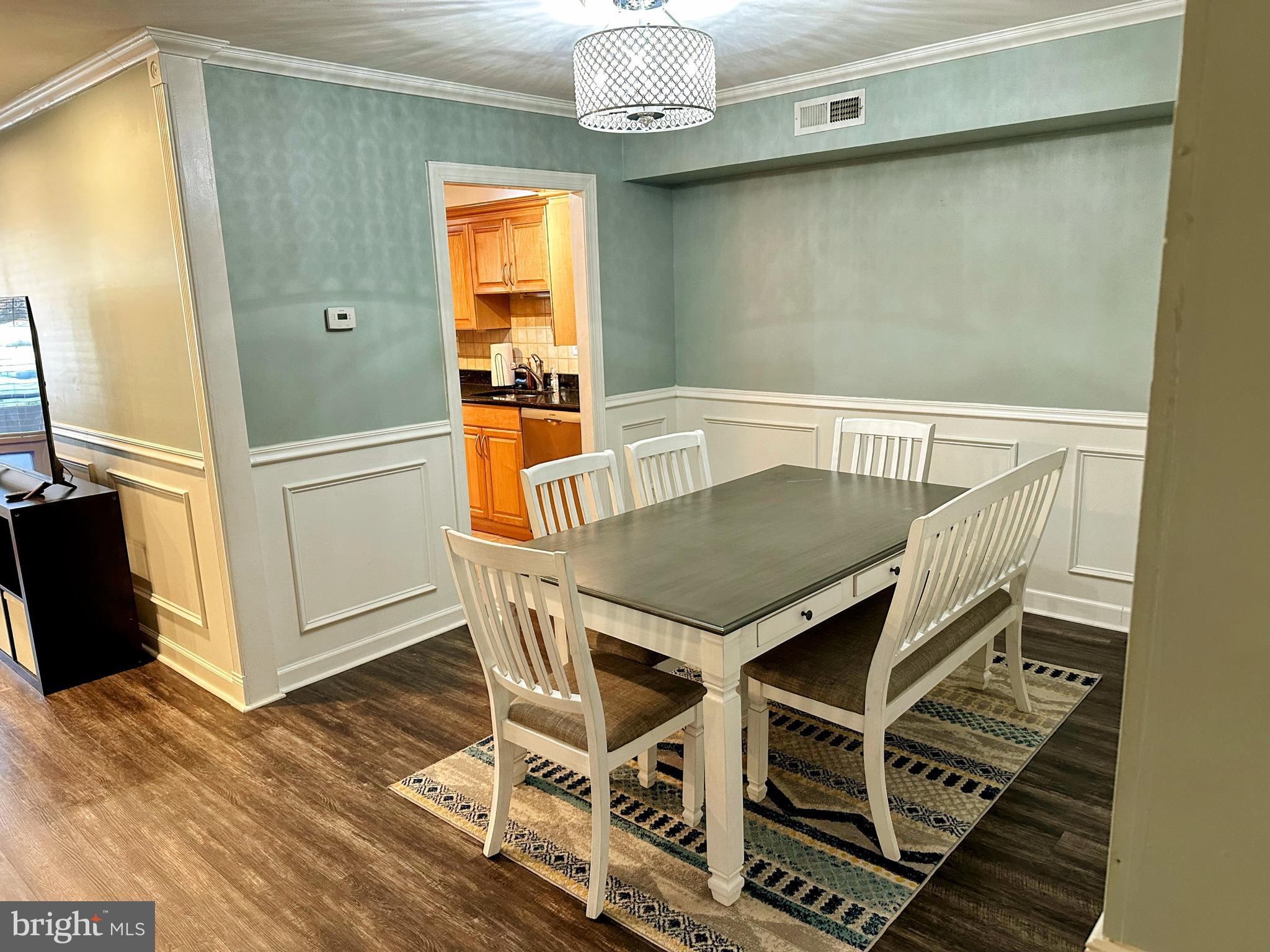 SPRING LAKE GARDEN CONDOMINIUM - Residential