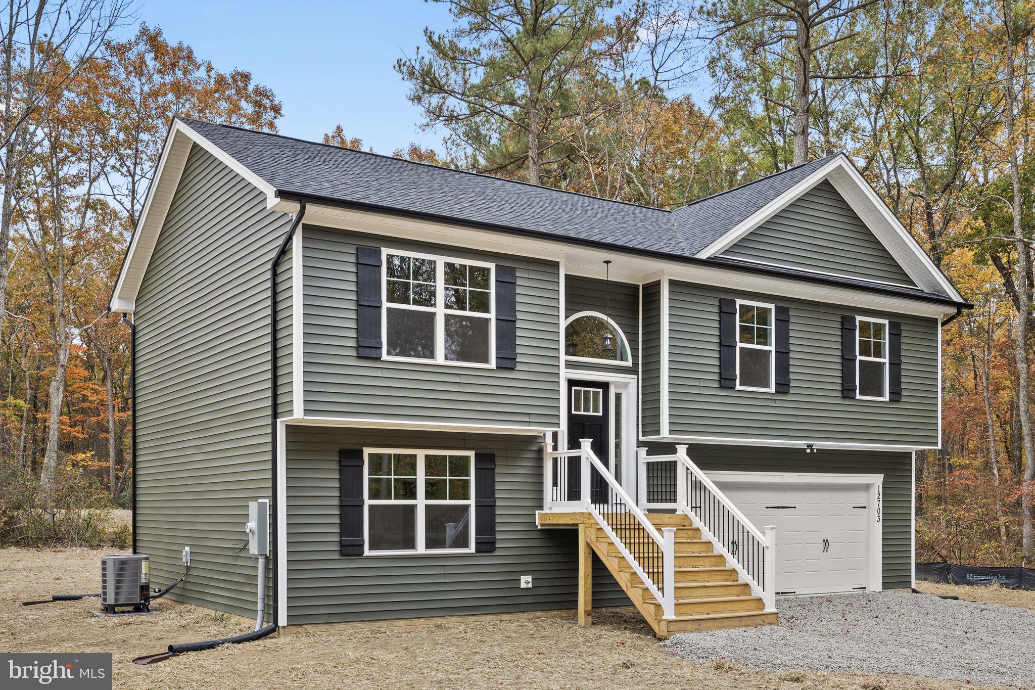 LAKE WILDERNESS - Residential