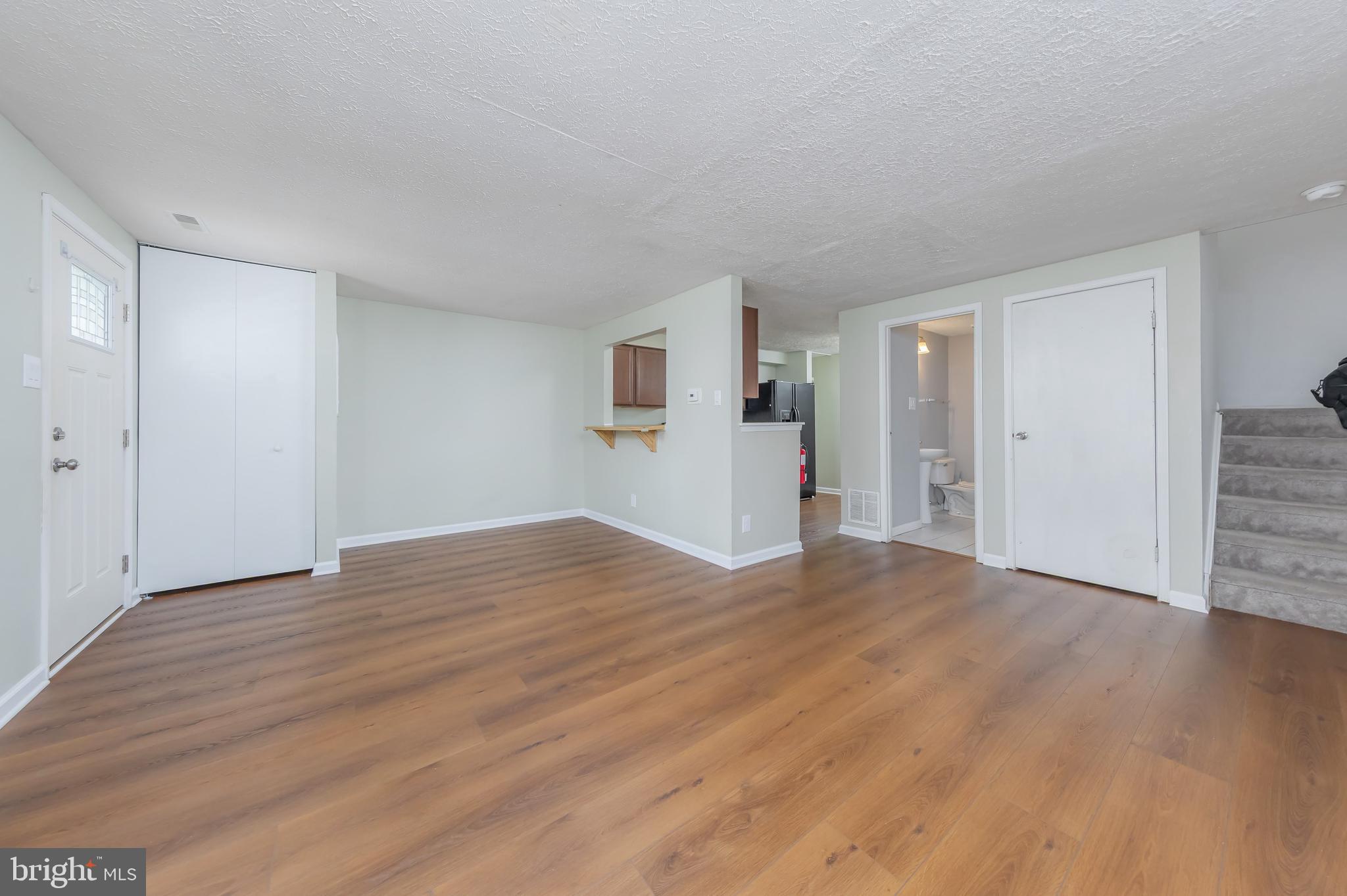 2307 GREENWOOD DRIVE