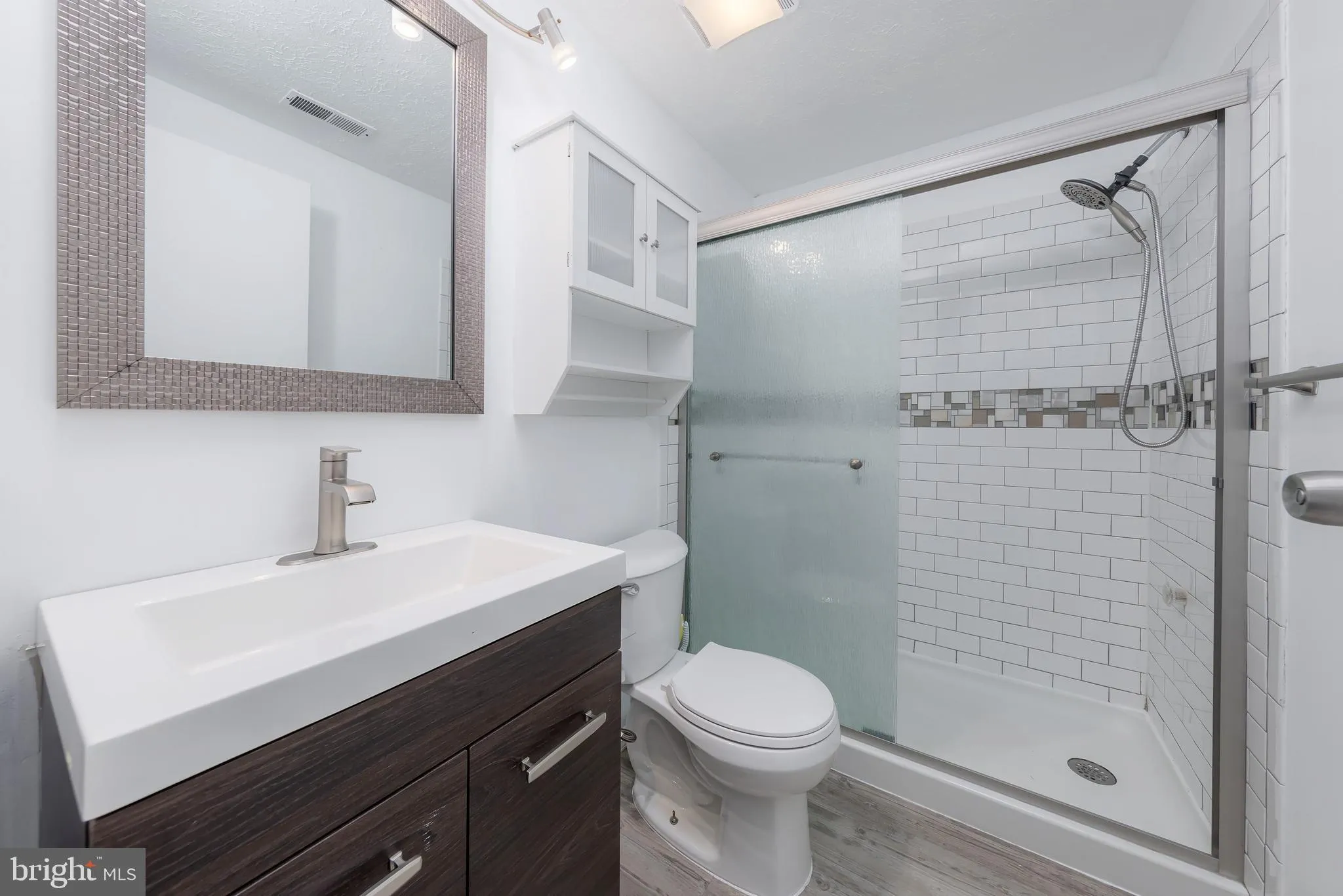 Lindenwold, New Jersey 08021, United States, 3 Bedrooms Bedrooms, ,3 BathroomsBathrooms,Residential,Contingent,132732