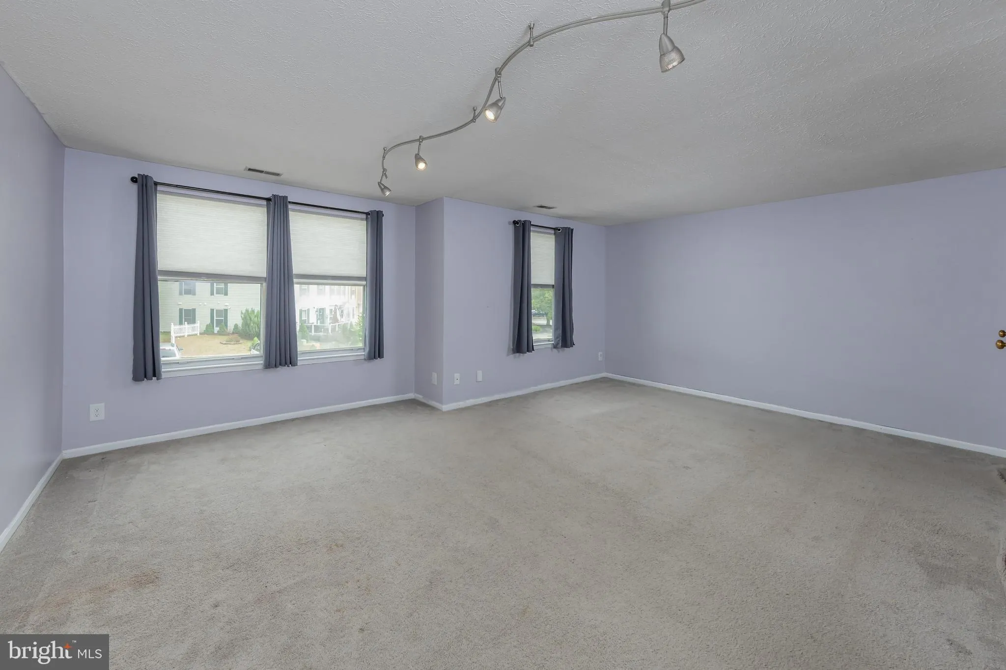 Lindenwold, New Jersey 08021, United States, 3 Bedrooms Bedrooms, ,3 BathroomsBathrooms,Residential,Contingent,132732