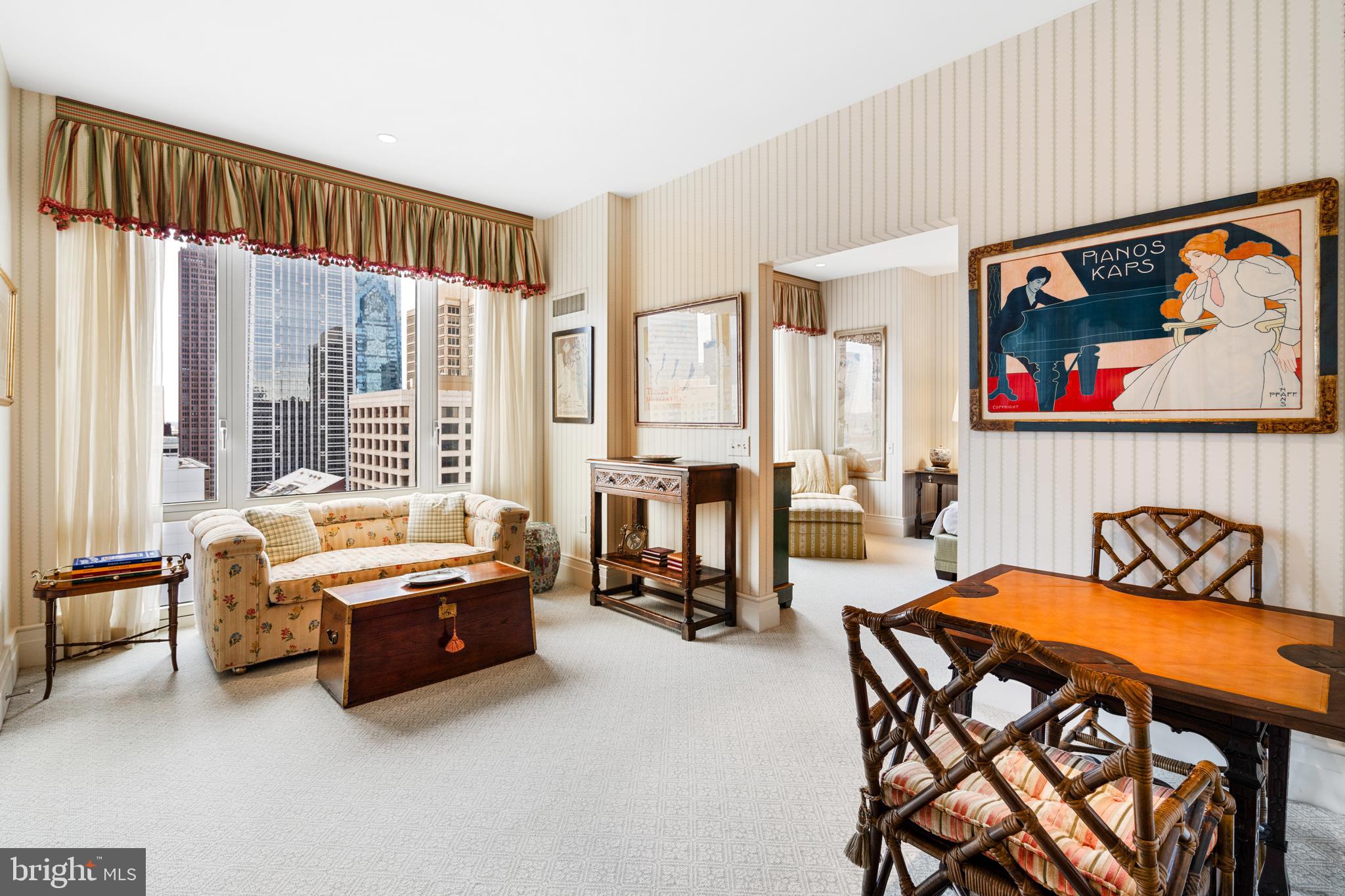 RITTENHOUSE SQUARE - Residential