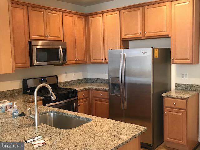 EAST GATE - Residential Lease