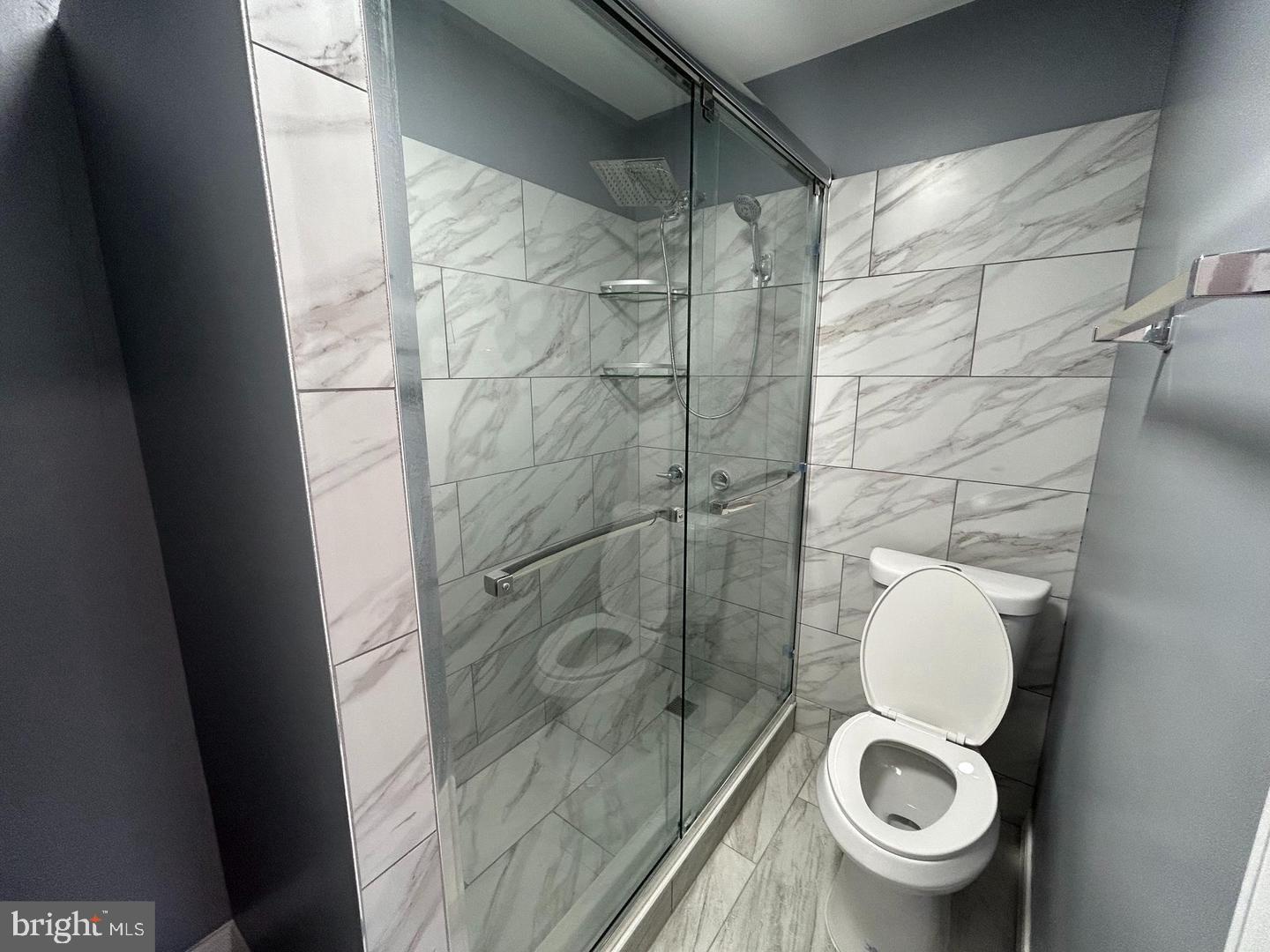 TEMPLE UNIVERSITY - Residential Lease