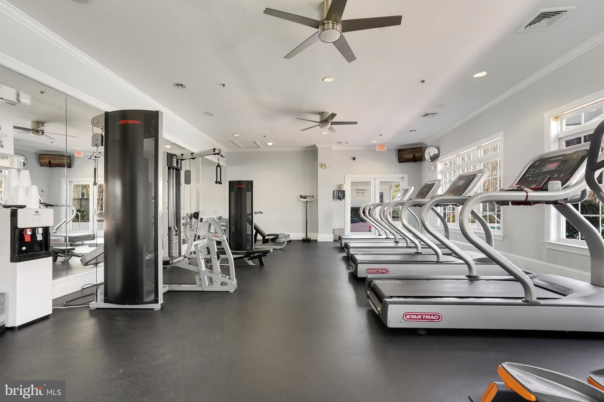 512 SUNSET VIEW TERRACE SE 202