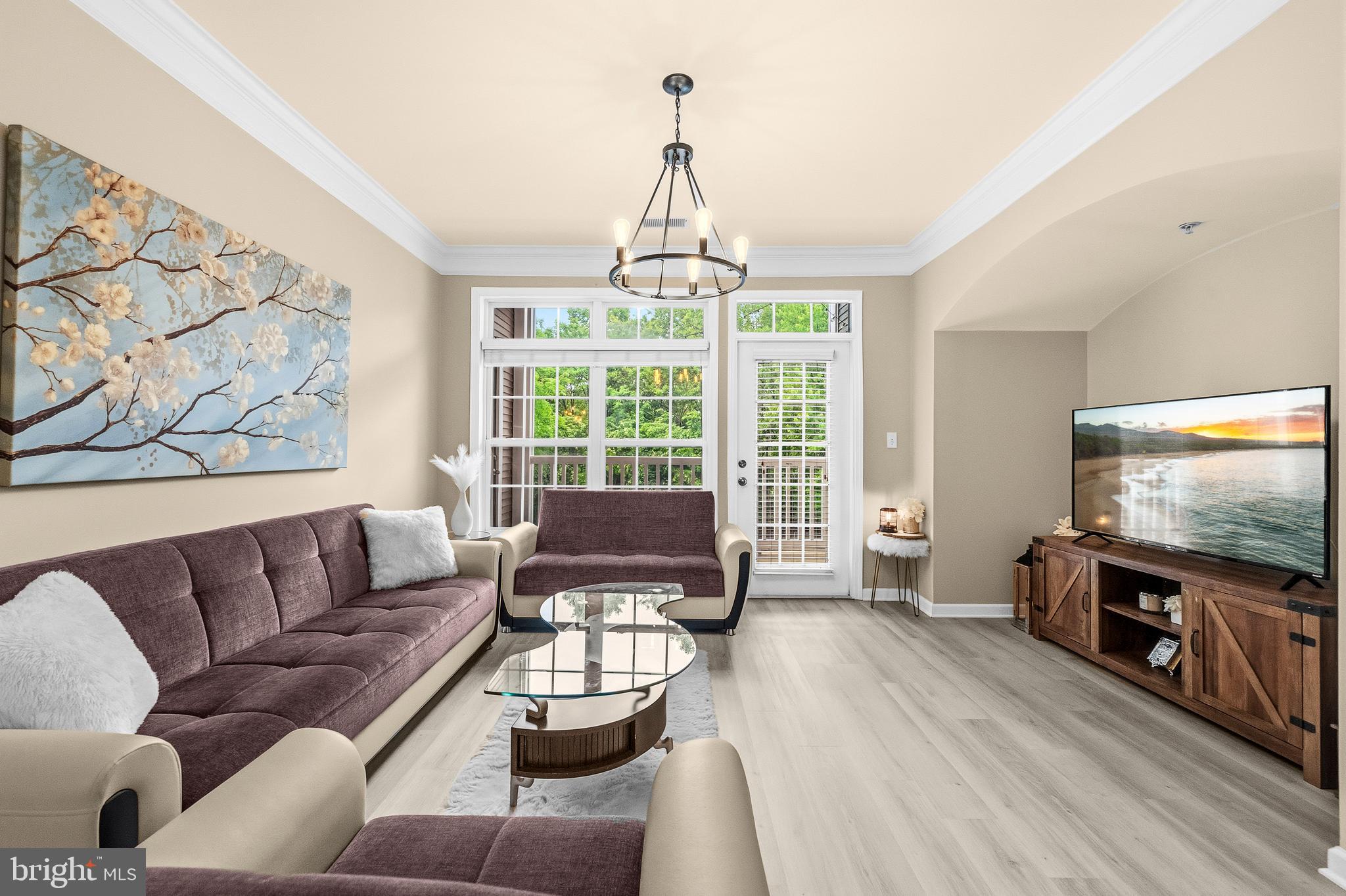 512 SUNSET VIEW TERRACE SE 202